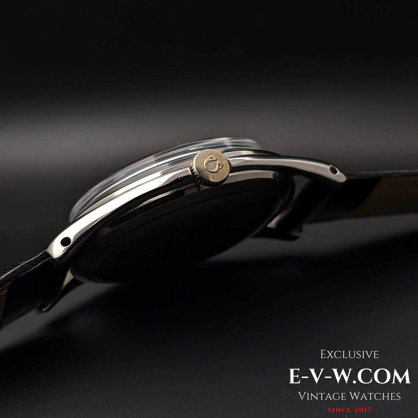 71 years old Omega  “Black” Dial / Ref 2504 13 SC / cal. 283 (30T2) / Vintage 1952