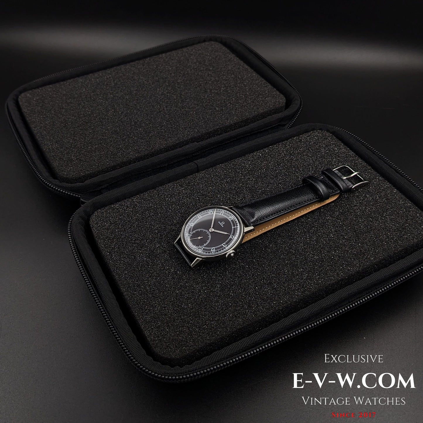 80 years old Omega 30T2 PC / Sector Dial /  Ref 2318/8 / WWII Vintage 1943