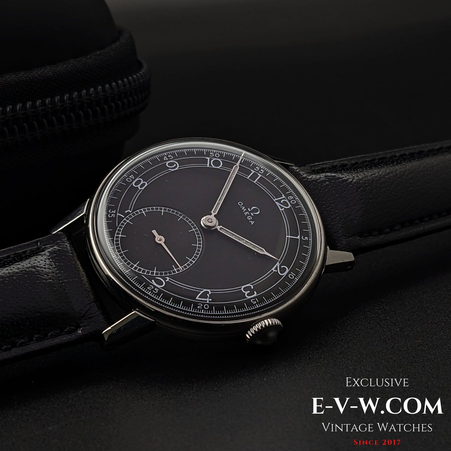 80 years old Omega 30T2 PC / Sector Dial /  Ref 2318/8 / WWII Vintage 1943