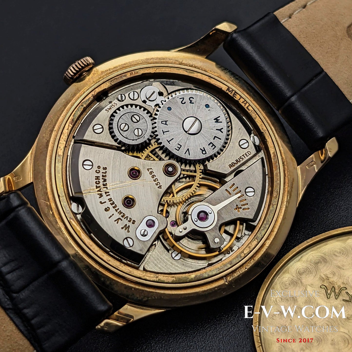Wyler Vetta Rare Incaflex 18K Solid Gold / Cal 32 / Vintage 1960s