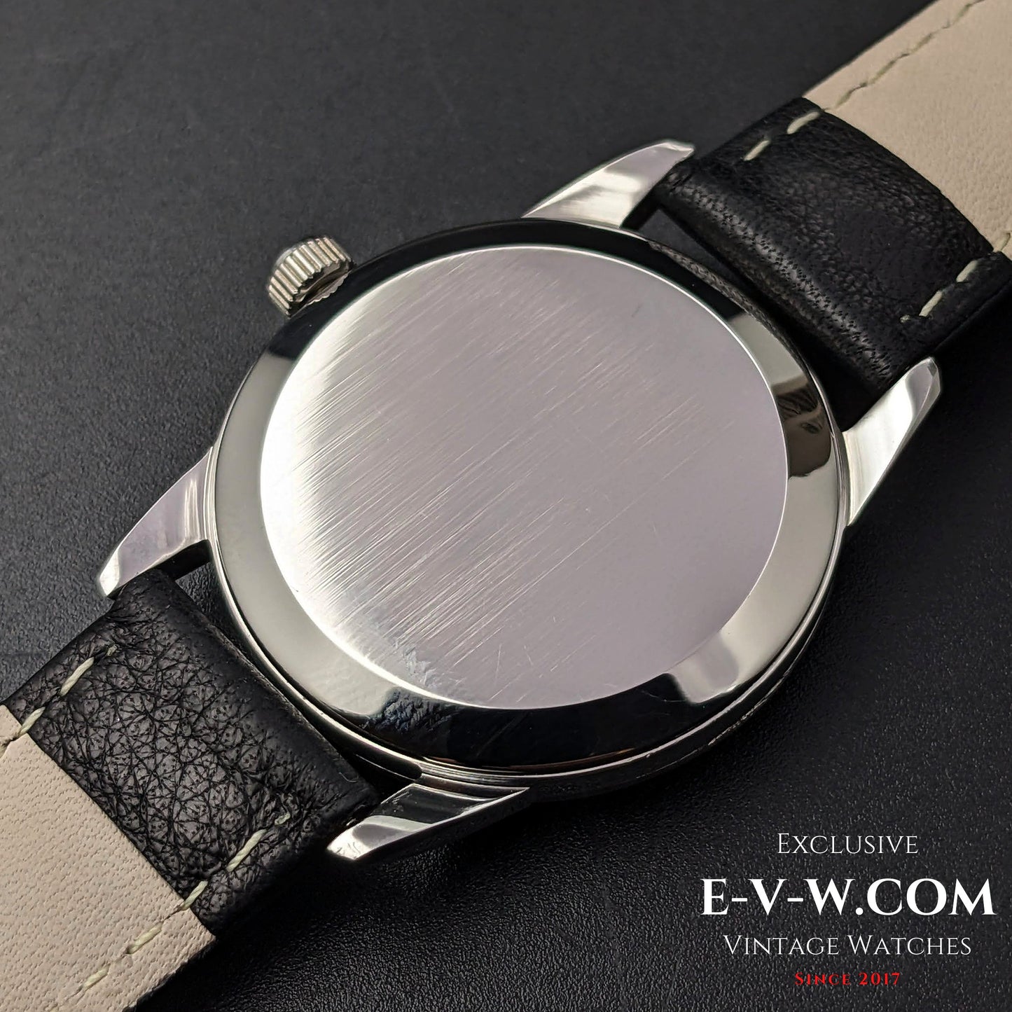63 Years Old Vintage Omega Geneve / Ref 2903 / Cal. 268 (30T2) / Vintage 1960