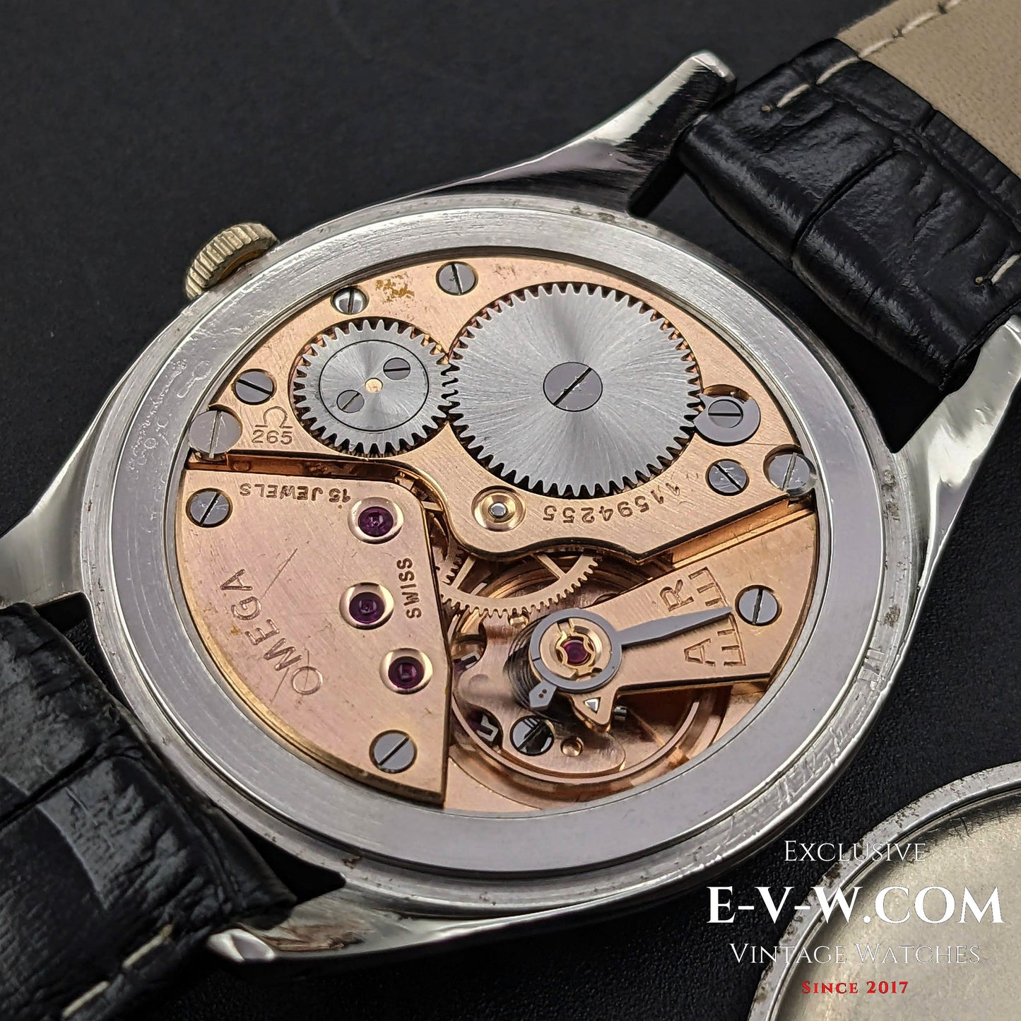 76 Years Old Vintage Omega Jumbo 38,5mm / Oversize / Ref. 2505-4 / Cal. 265 (30T2) / Vintage 1947