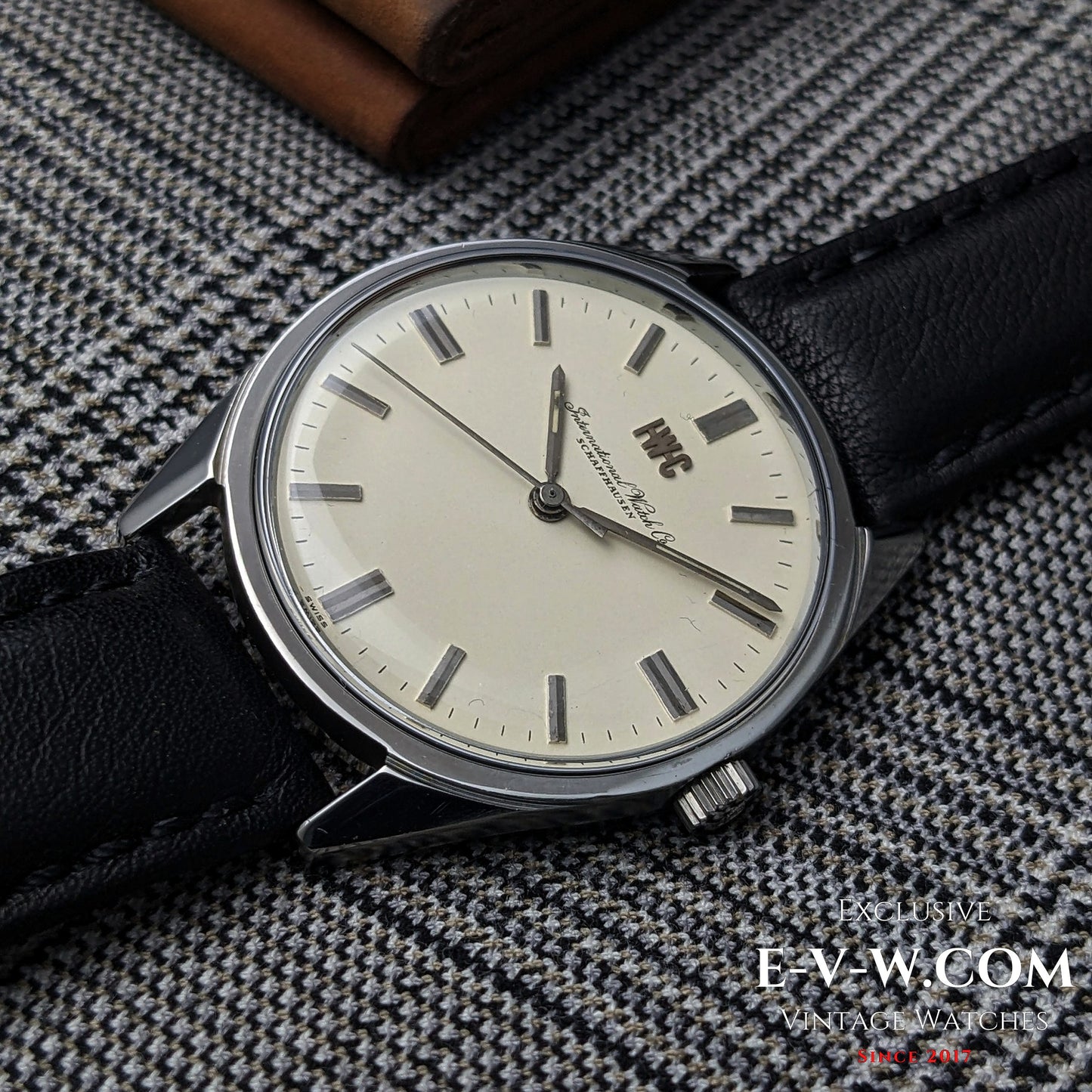 56 years old — IWC Schaffhausen - R 810 — Cal.89 — Vintage 1969 — Serviced