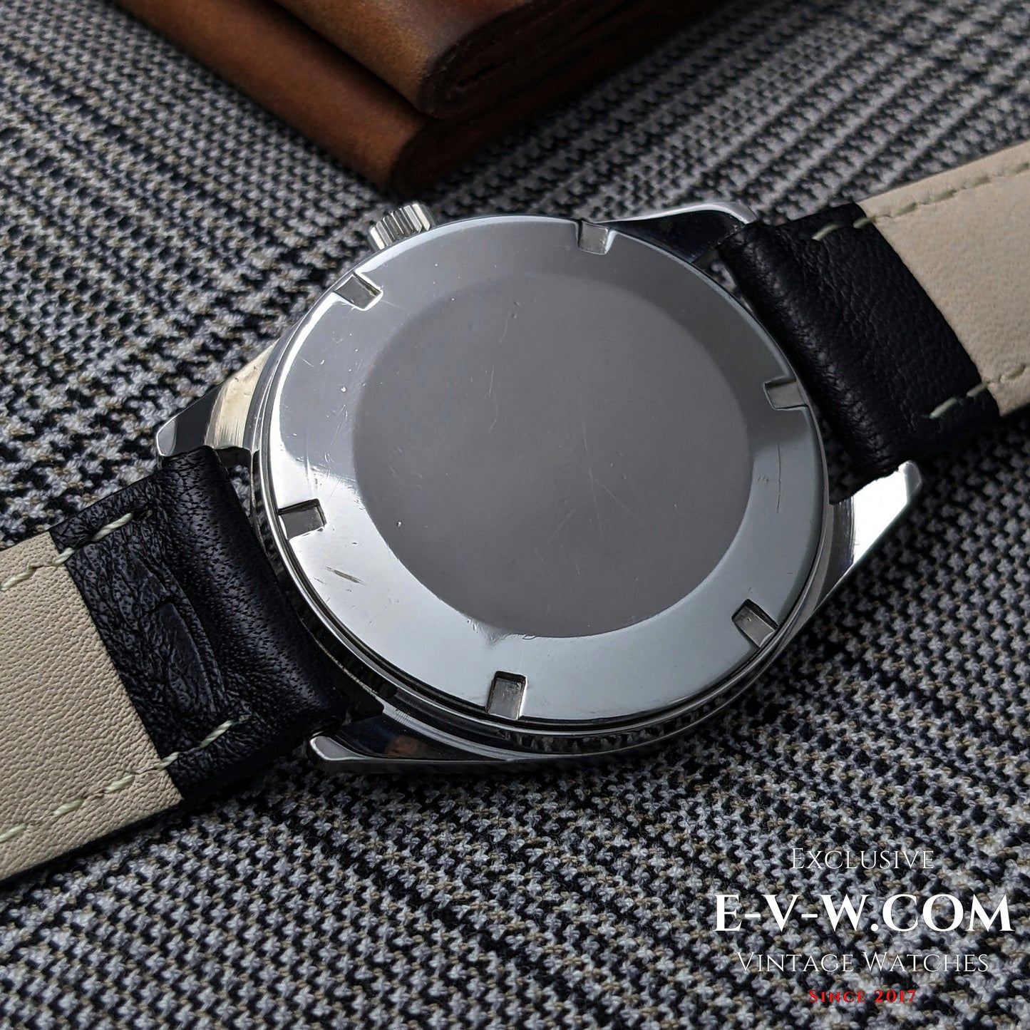 56 years old — IWC Schaffhausen - R 810 — Cal.89 — Vintage 1969 — Serviced
