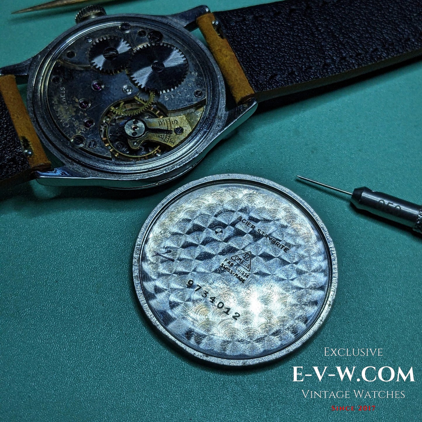 86 years old  elegant pre-war sector-dial “Calatrava-style” Omega 26.5SOBT2 / Vinatge 1939 / Serviced