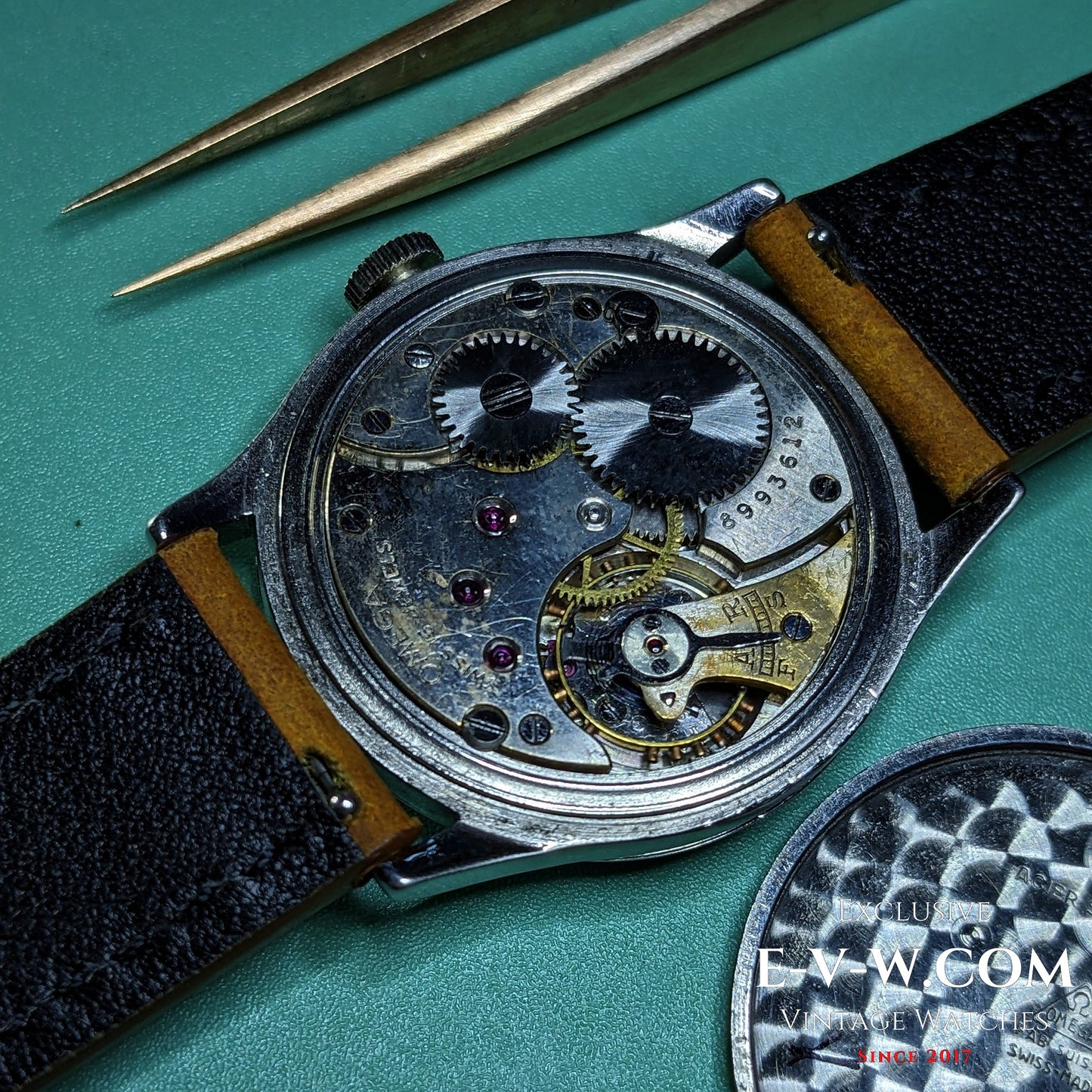 86 years old  elegant pre-war sector-dial “Calatrava-style” Omega 26.5SOBT2 / Vinatge 1939 / Serviced