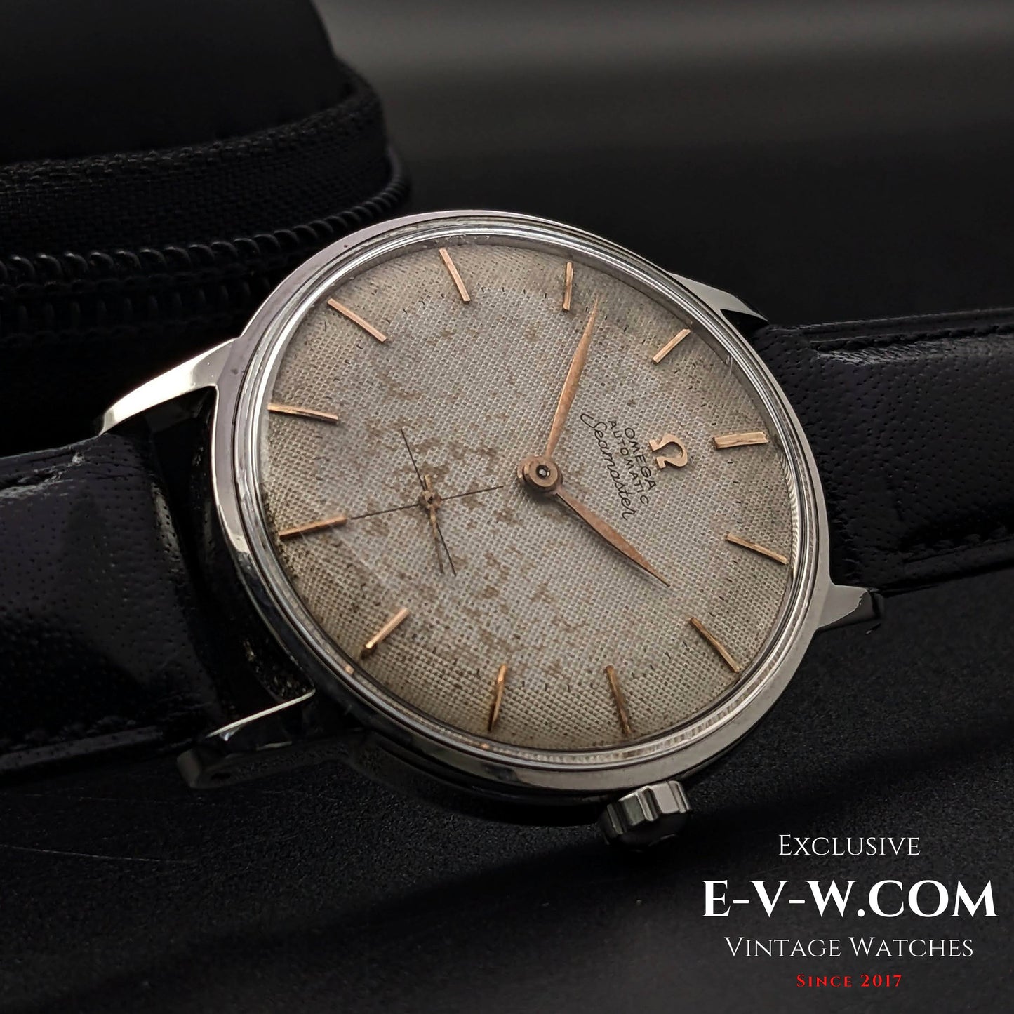 69 years old Omega Seamaster Automatic Bumper / Vintage 1954 / Ref 2807-1 / cal.332 /  Vintage Honeycomb Dial