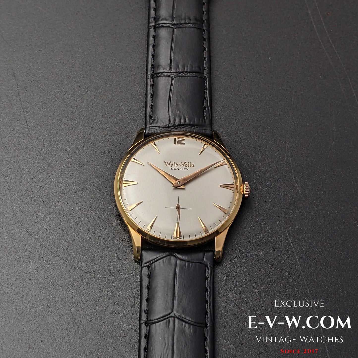 Wyler Vetta Rare Incaflex 18K Solid Gold / Cal 32 / Vintage 1960s