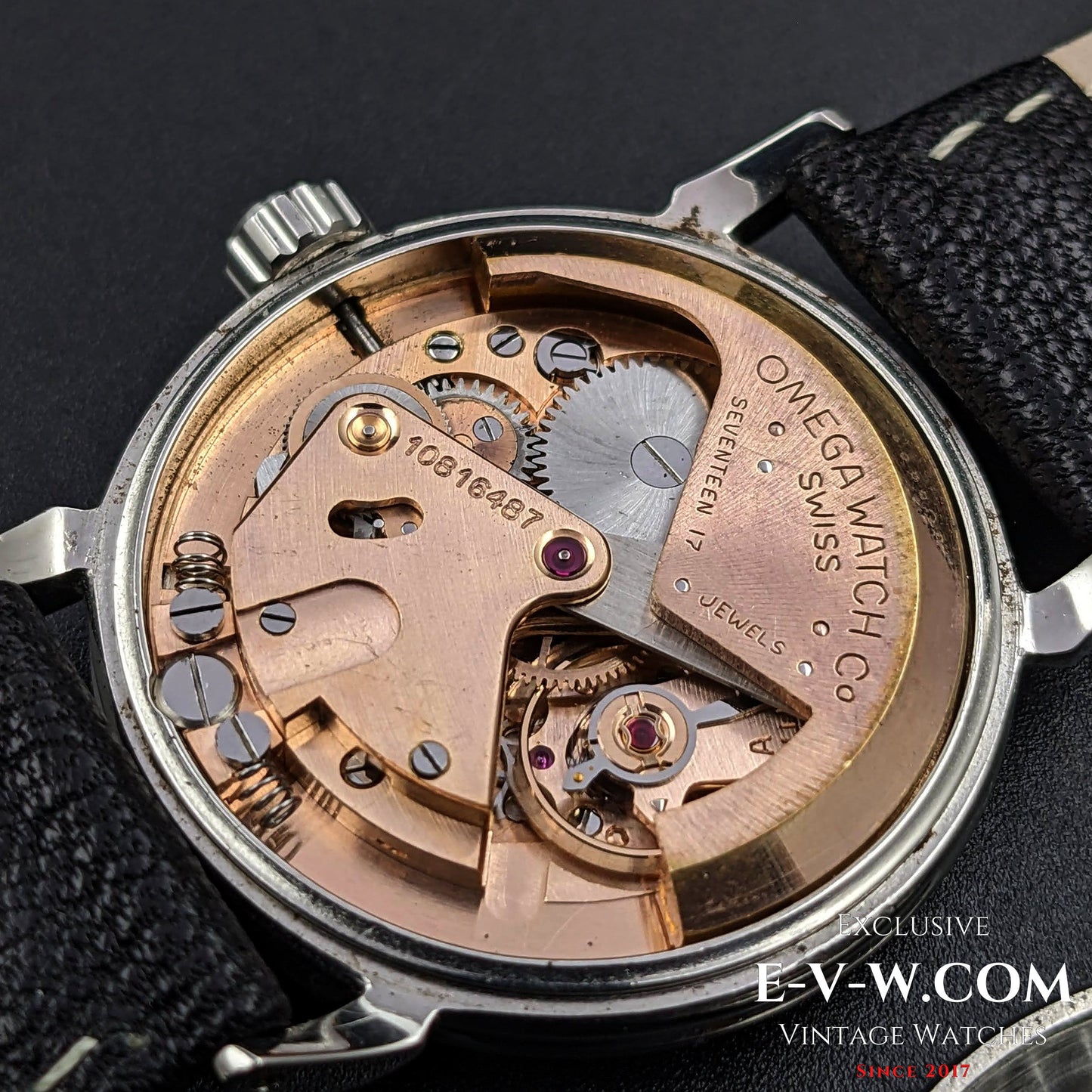 Omega Automatic Bumper / Ref. 2402-6 / cal 344/ Vintage 1944