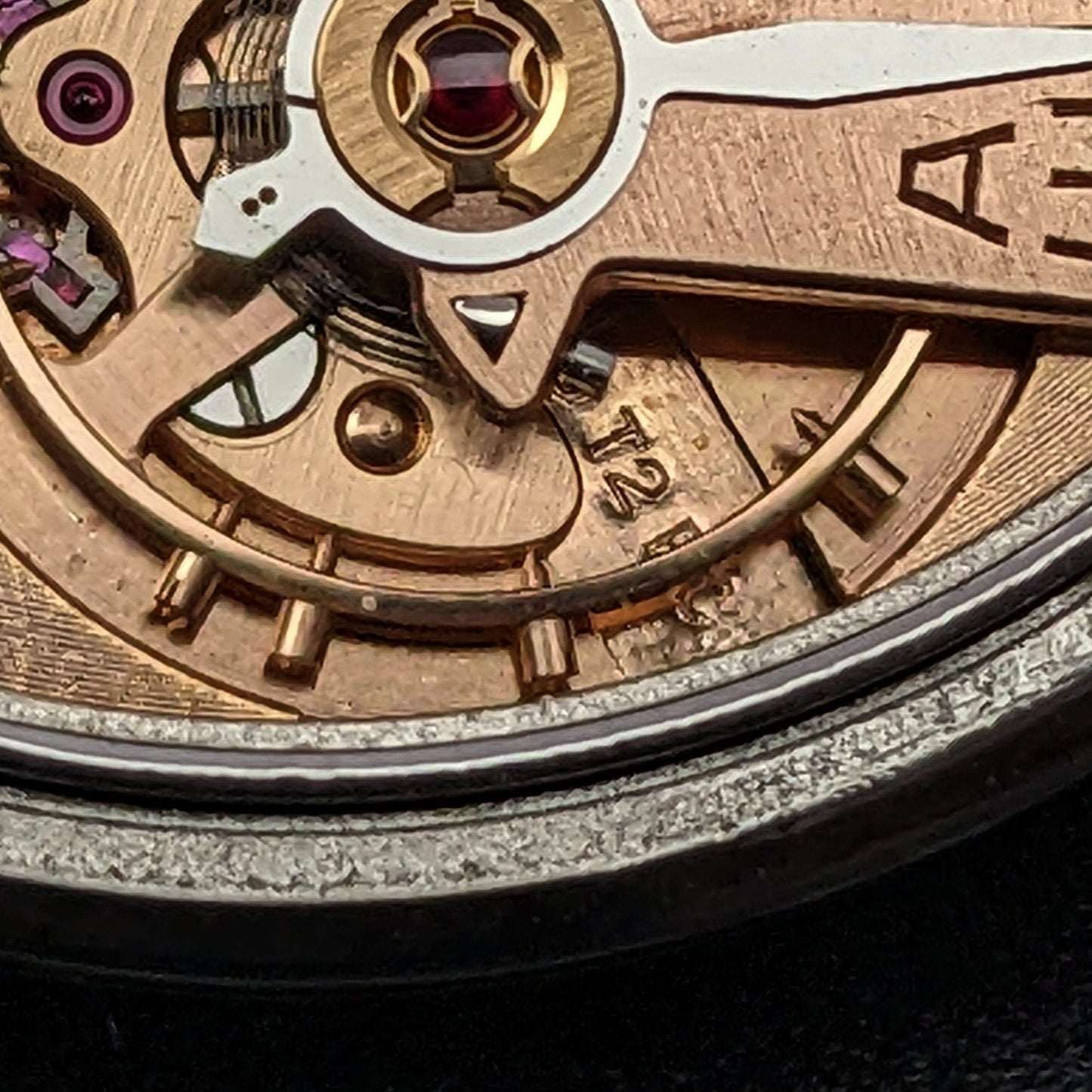 Omega Sector Dial / Ref 2318/7 / Cal 30T2 PC