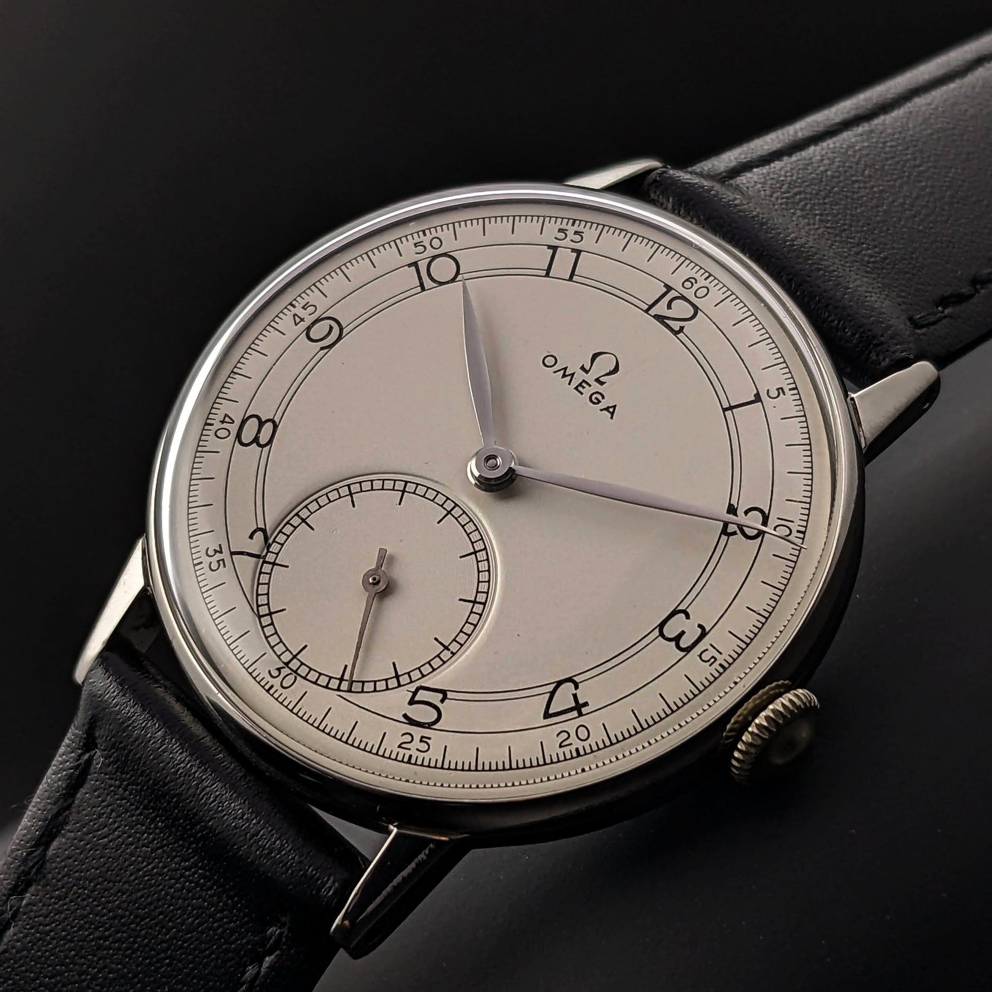 Omega Sector Dial / Ref 2318/7 / Cal 30T2 PC