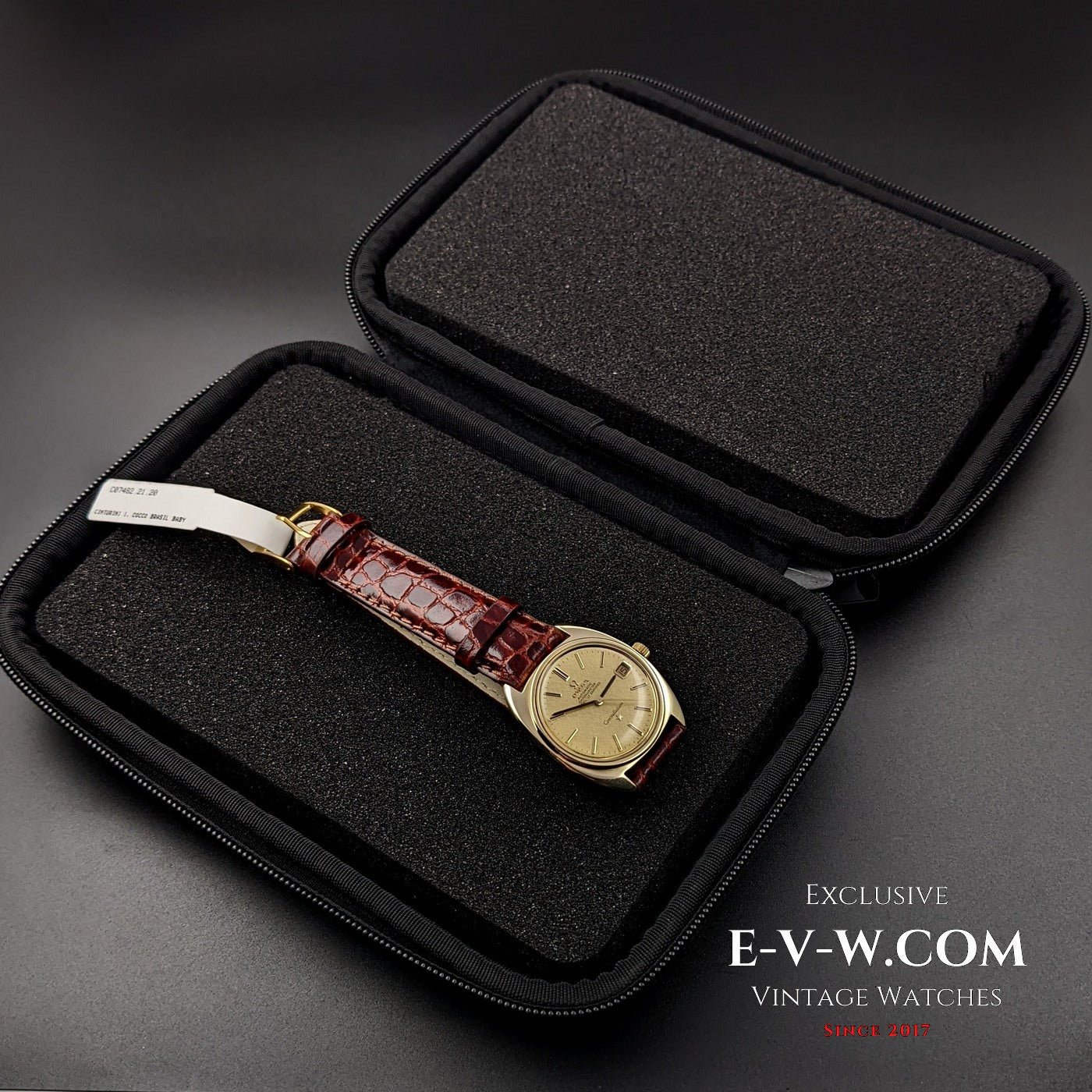 Vintage Omega Constellation C-line Automatic Chronometer / Ref 168017 / Steel Gold / Vintage 1969