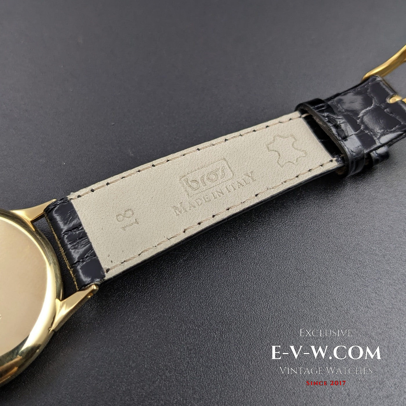Unique Zenith 18K Gold / Cal 106 / Vintage 1949 / Fully Serviced