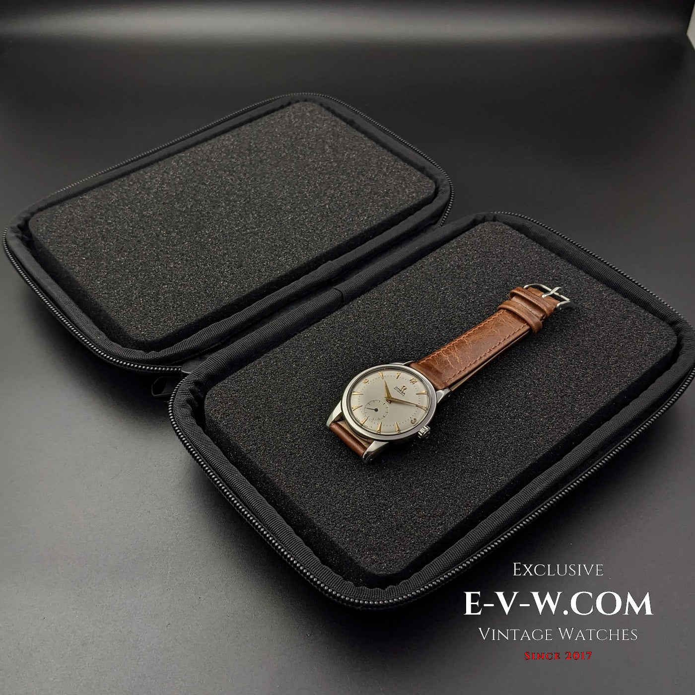 Omega Automatic Bumper ref 2493 8 / Cal 332 / Vintage 1952 / Fully Serviced