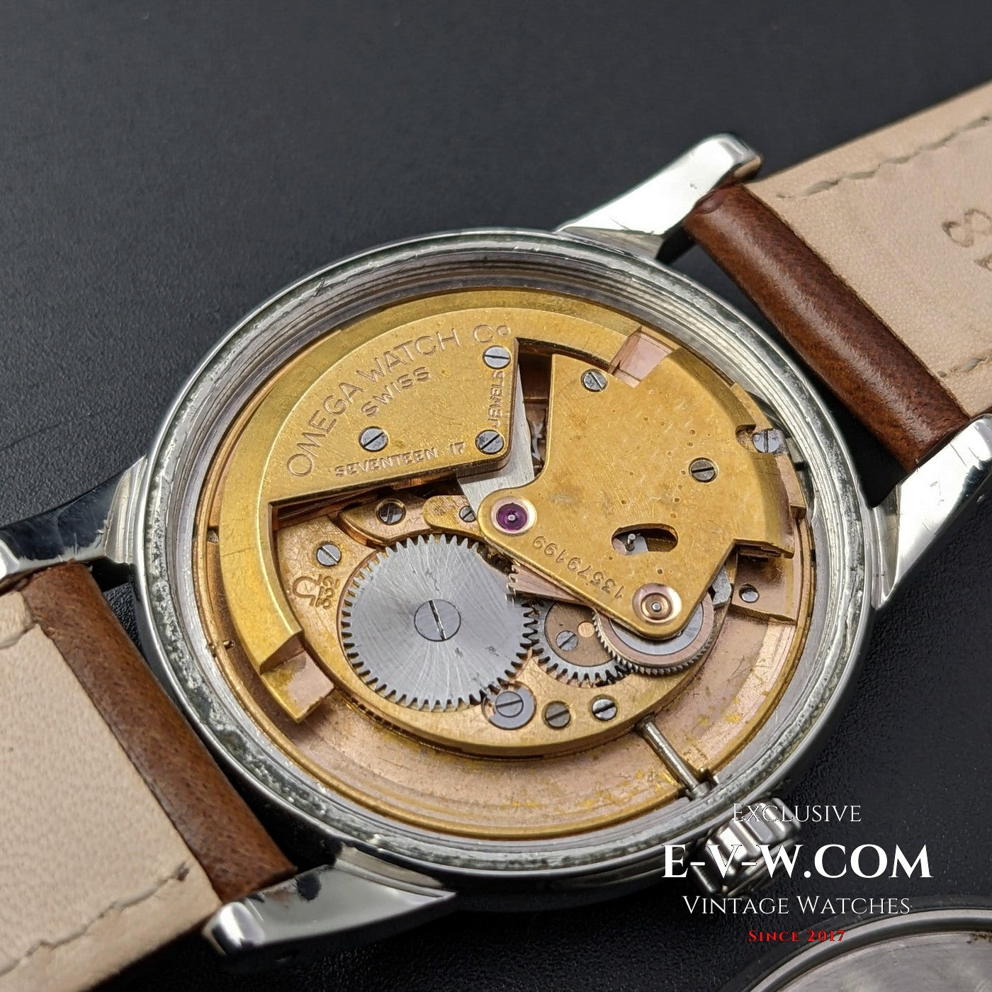 Omega Automatic Bumper ref 2493 8 / Cal 332