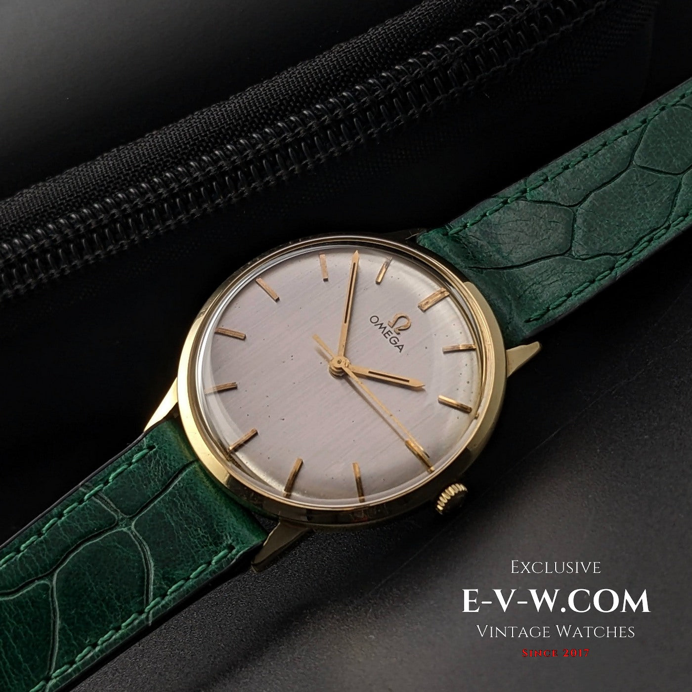 Omega Unique / 14K Solid Gold / Ref 131.041 / Rare Vintage 1970 / Fully Serviced