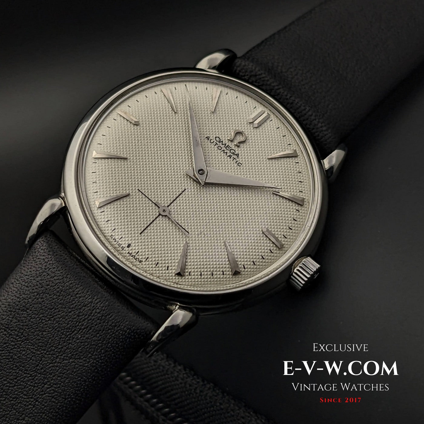 Omega Automatic BUMPER / Honeycomb Dial / Funcy LUGS / cal.344 / Vintage 1952 / Ref 2402-1