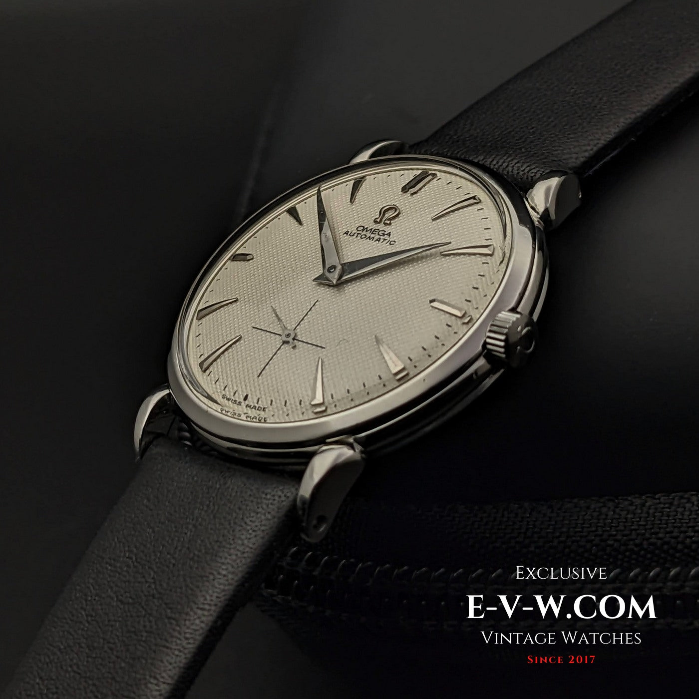 Omega Automatic BUMPER / Honeycomb Dial / Funcy LUGS / cal.344 / Vintage 1952 / Ref 2402-1