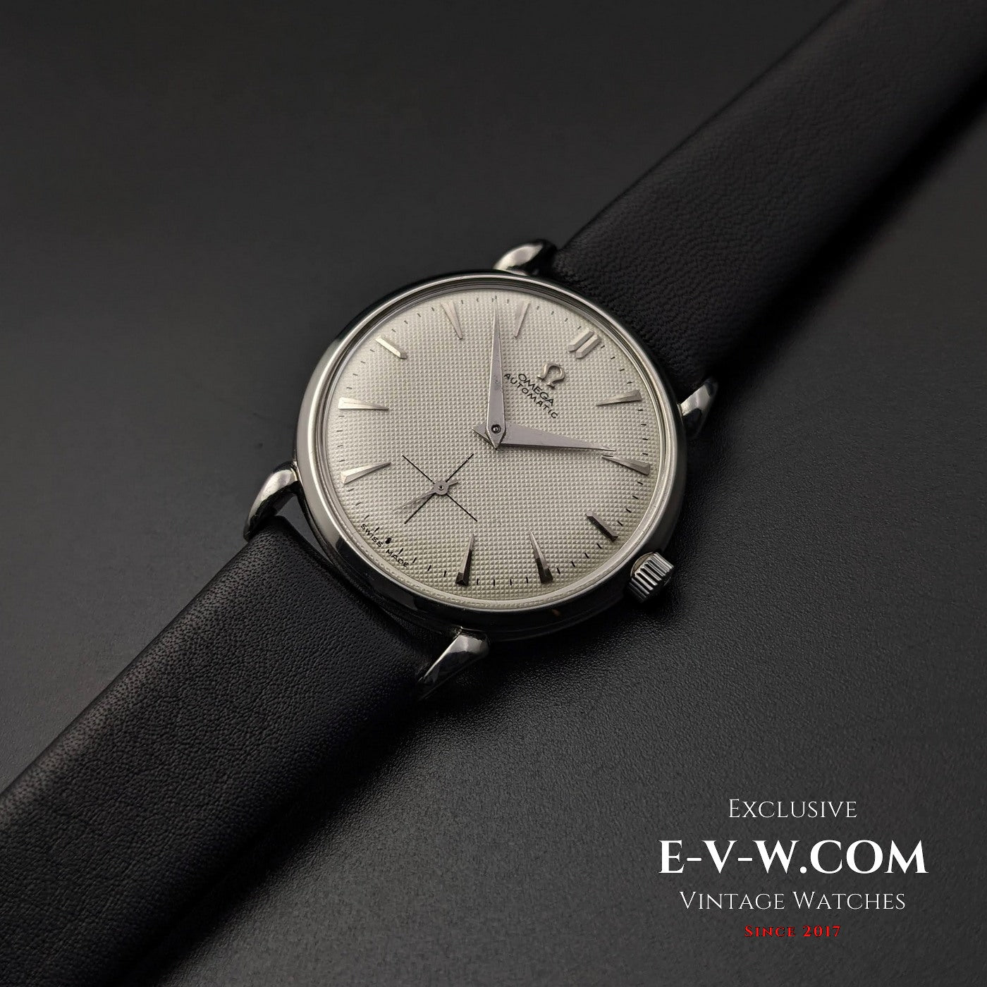 Omega Automatic BUMPER / Honeycomb Dial / Funcy LUGS / cal.344 / Vintage 1947 / Ref 2402-1