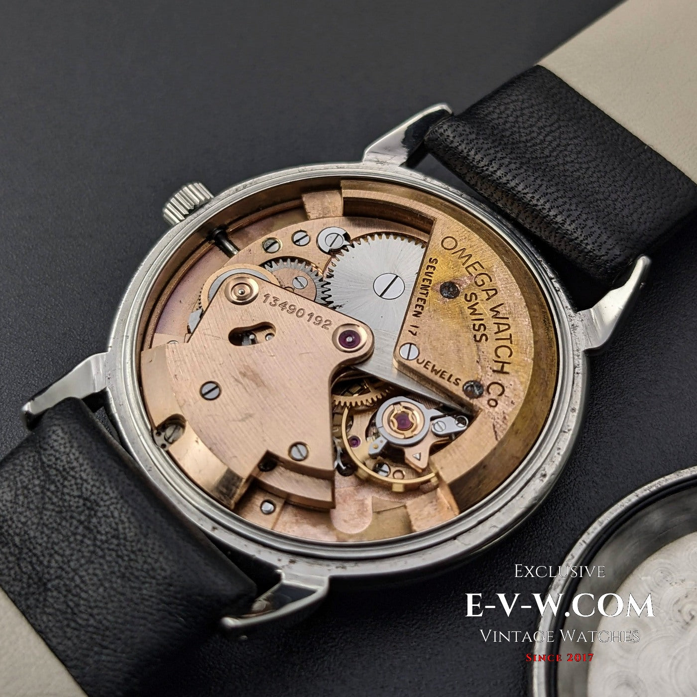 Omega Automatic  bumper / cal.344 / Vintage 1947 / Ref 2402-1