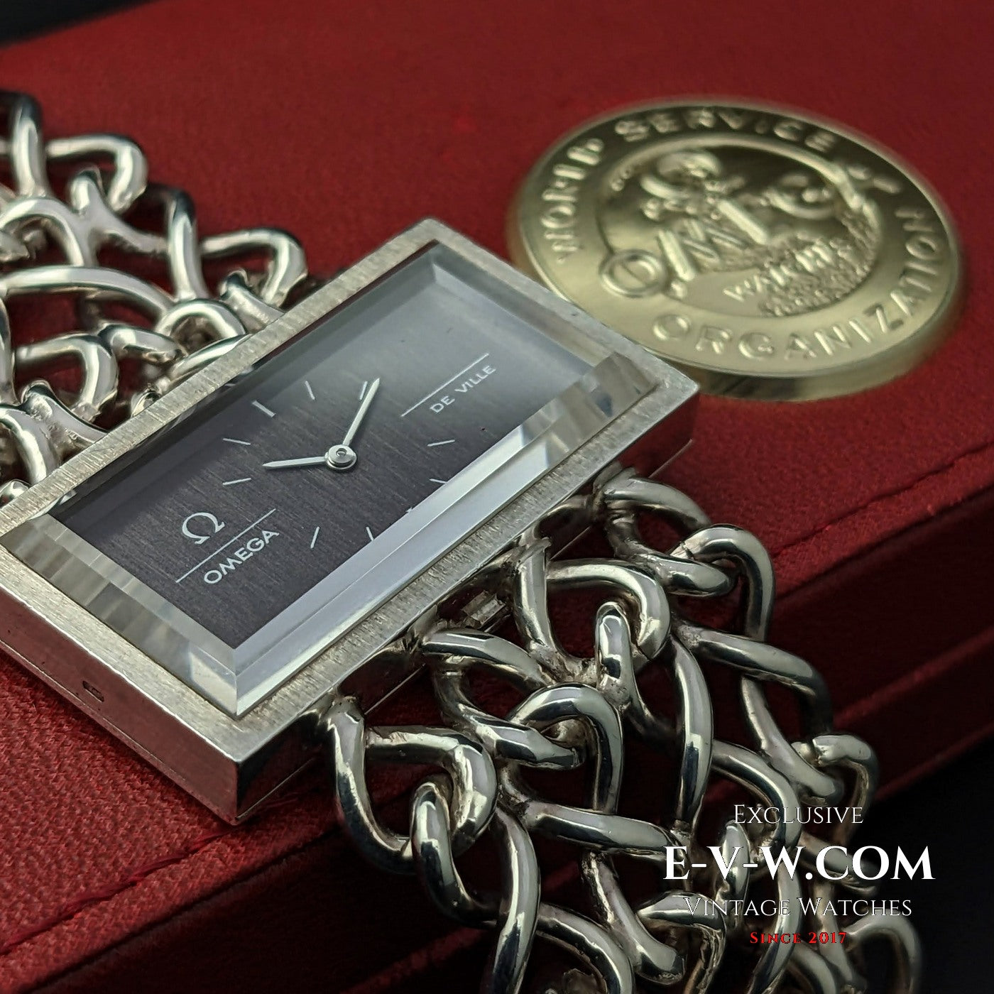 Omega De Ville Very Rare Vintage DE VILLE JEUX D'ARGENT 0,925 Silver / Sapphire Cristal / RS 711.1892