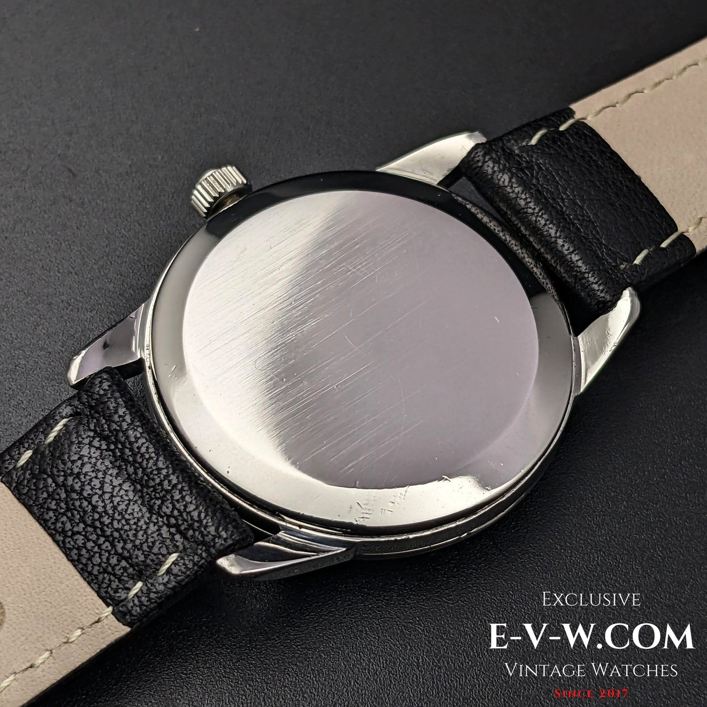 Omega Geneve Crosshair Dial / Ref 2903-17 /cal 268 (30T2 Familly) / Vintage 1961