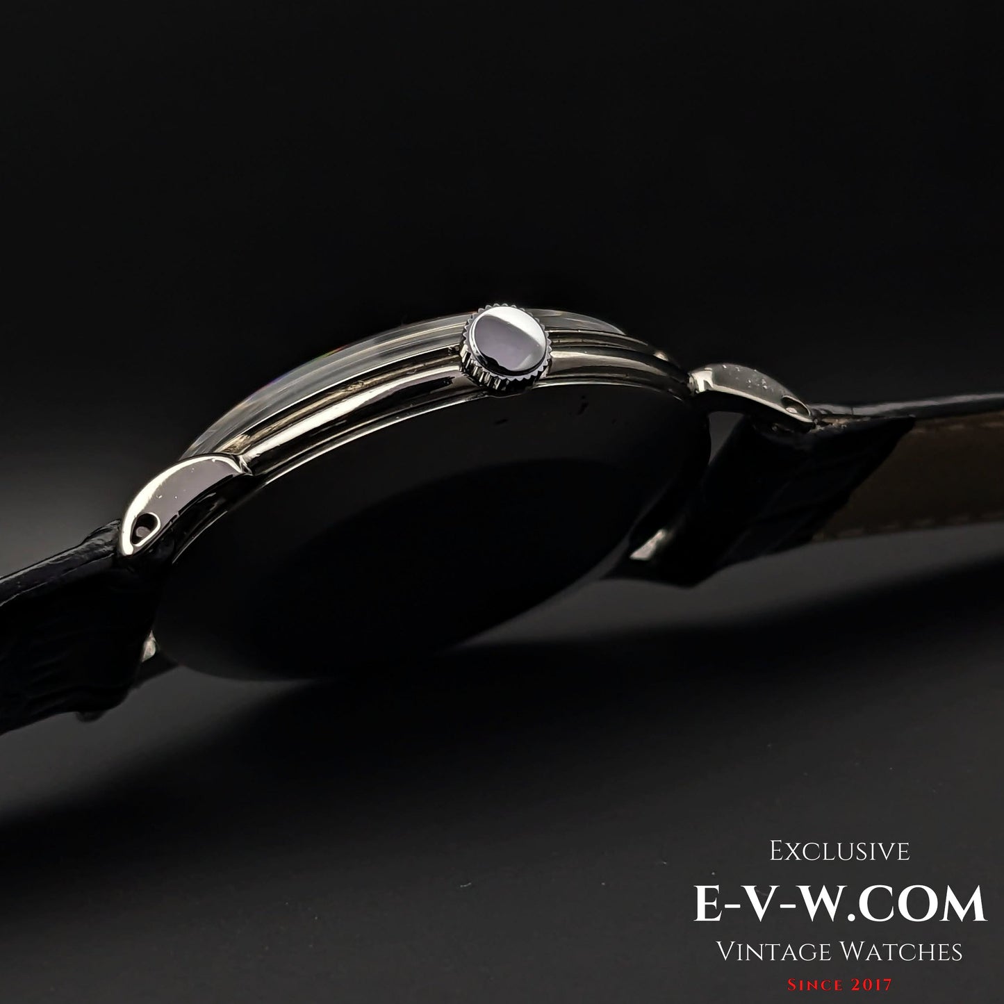 Omega Bull's Eye Dial Automatic Bumper / ref 2398-1 / cal.332 Vintage 1947