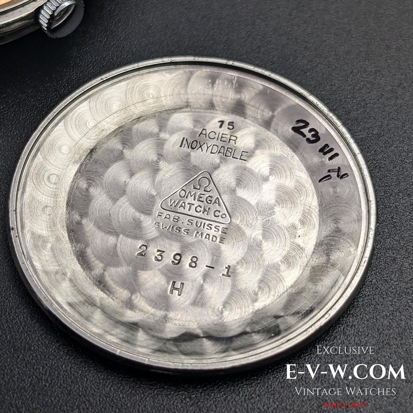 Vintage 1947 Omega Bull's Eye Dial Automatic Bumper / Ref 2398-1 / cal.332 /