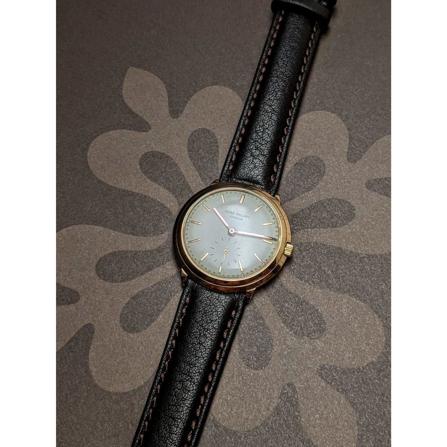 Patek Philippe Calatrava from 1954 with unique 18K Rose Gold case / Documents - E-V-W.com