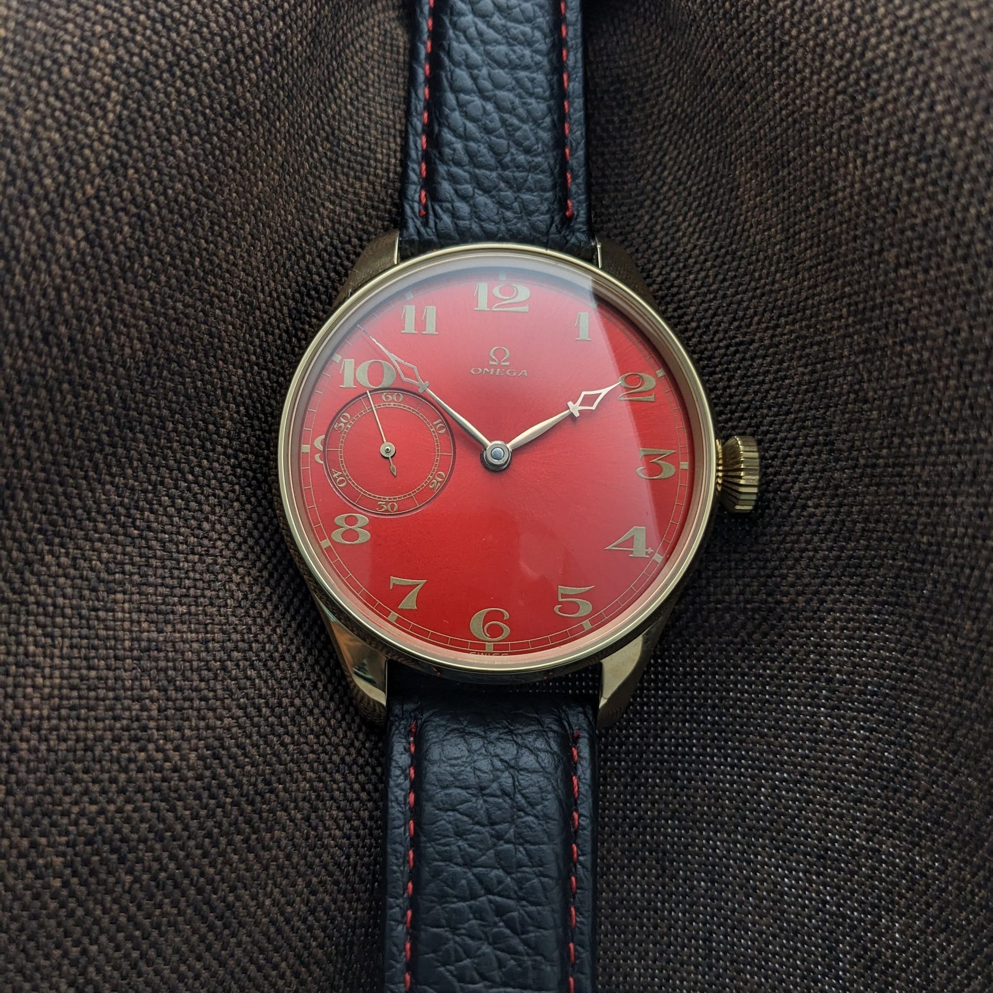 108 Years Old Antique Omega pocket Watch Movement / Antique Gilded Cal 19LB Movement / Serviced vintage watch