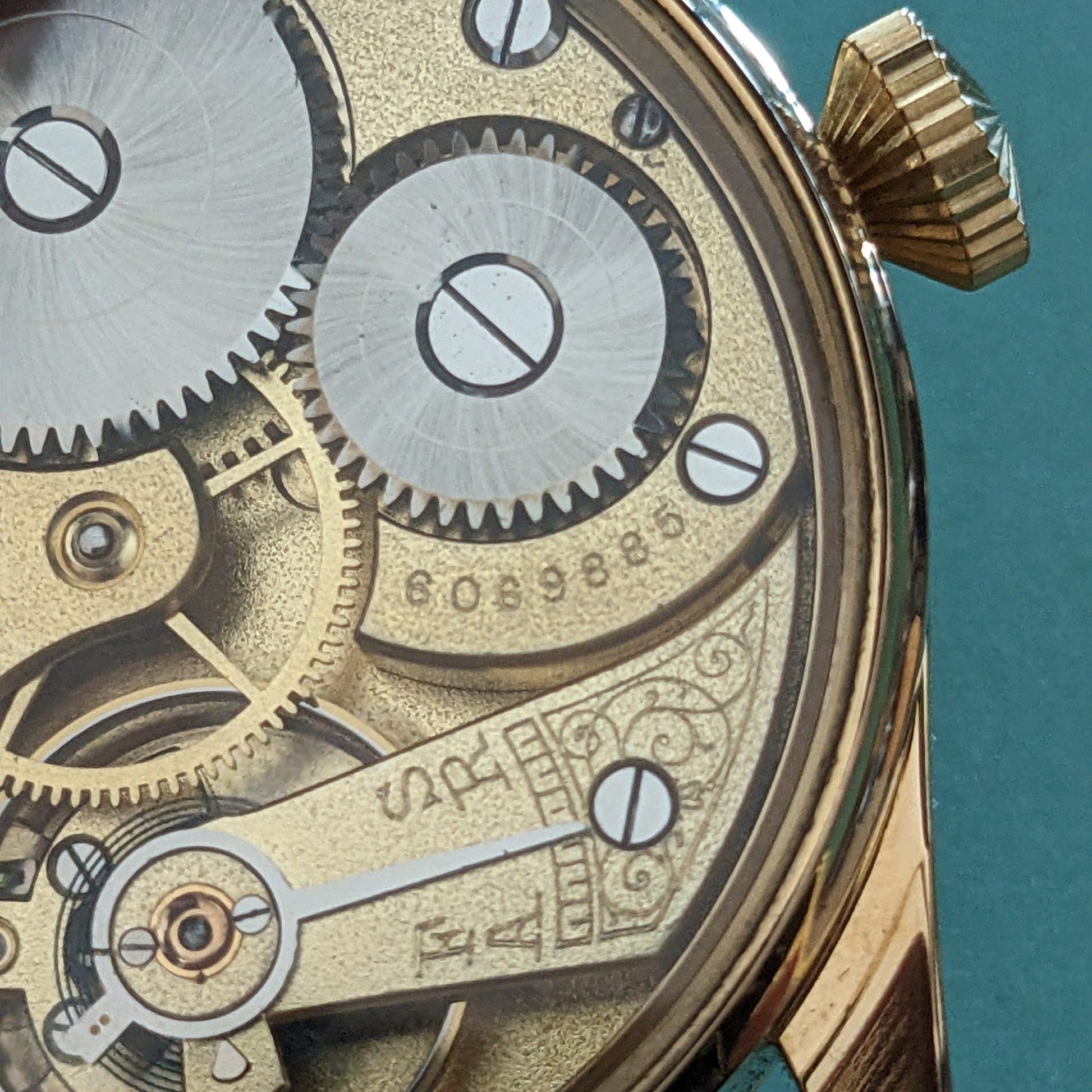 108 Years Old Antique Omega pocket Watch Movement / Antique Gilded Cal 19LB Movement / Serviced vintage watch