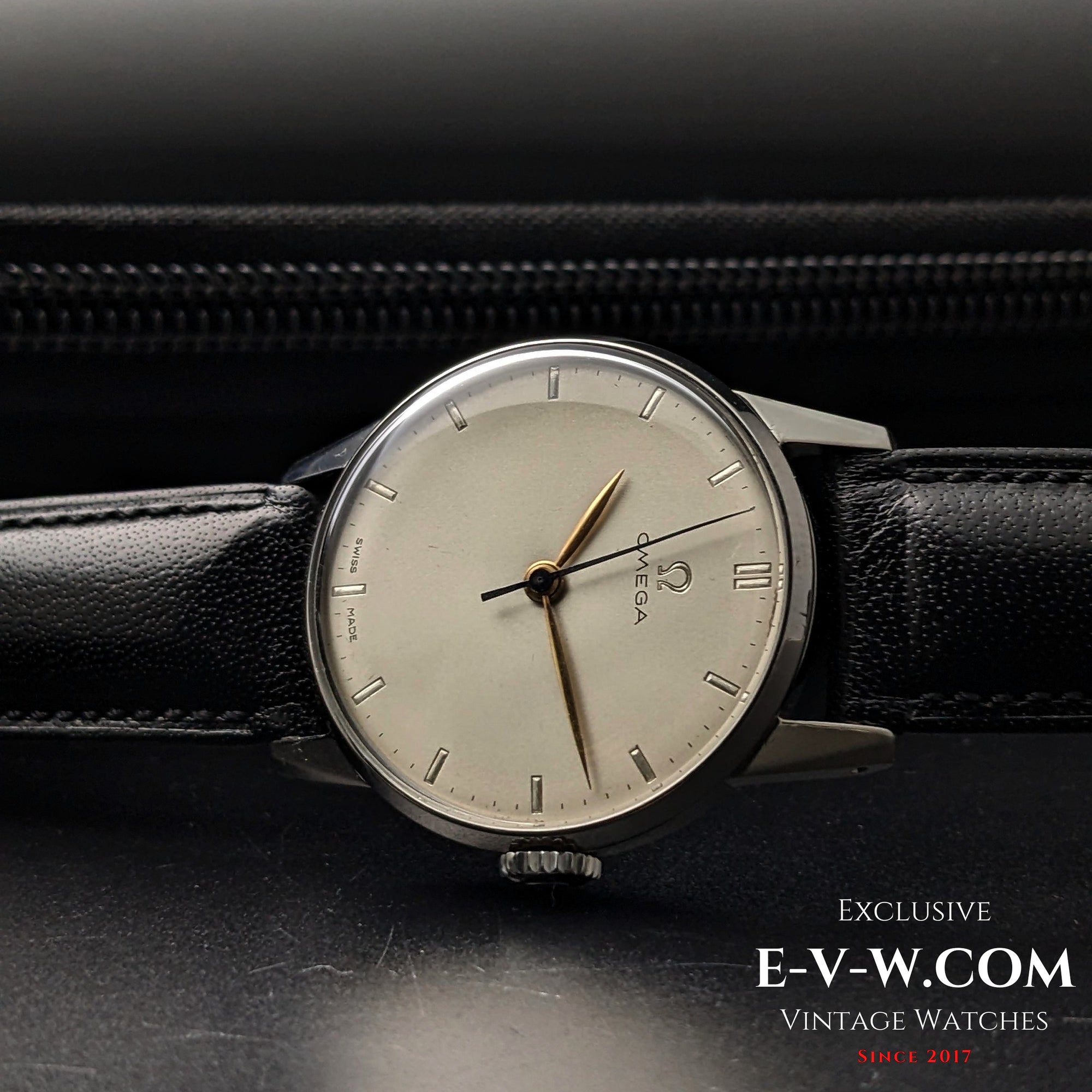 78 Years Old Vintage Omega Rare / Ref. 2496 / Cal. 30T2 SCPC / Vintage 1947