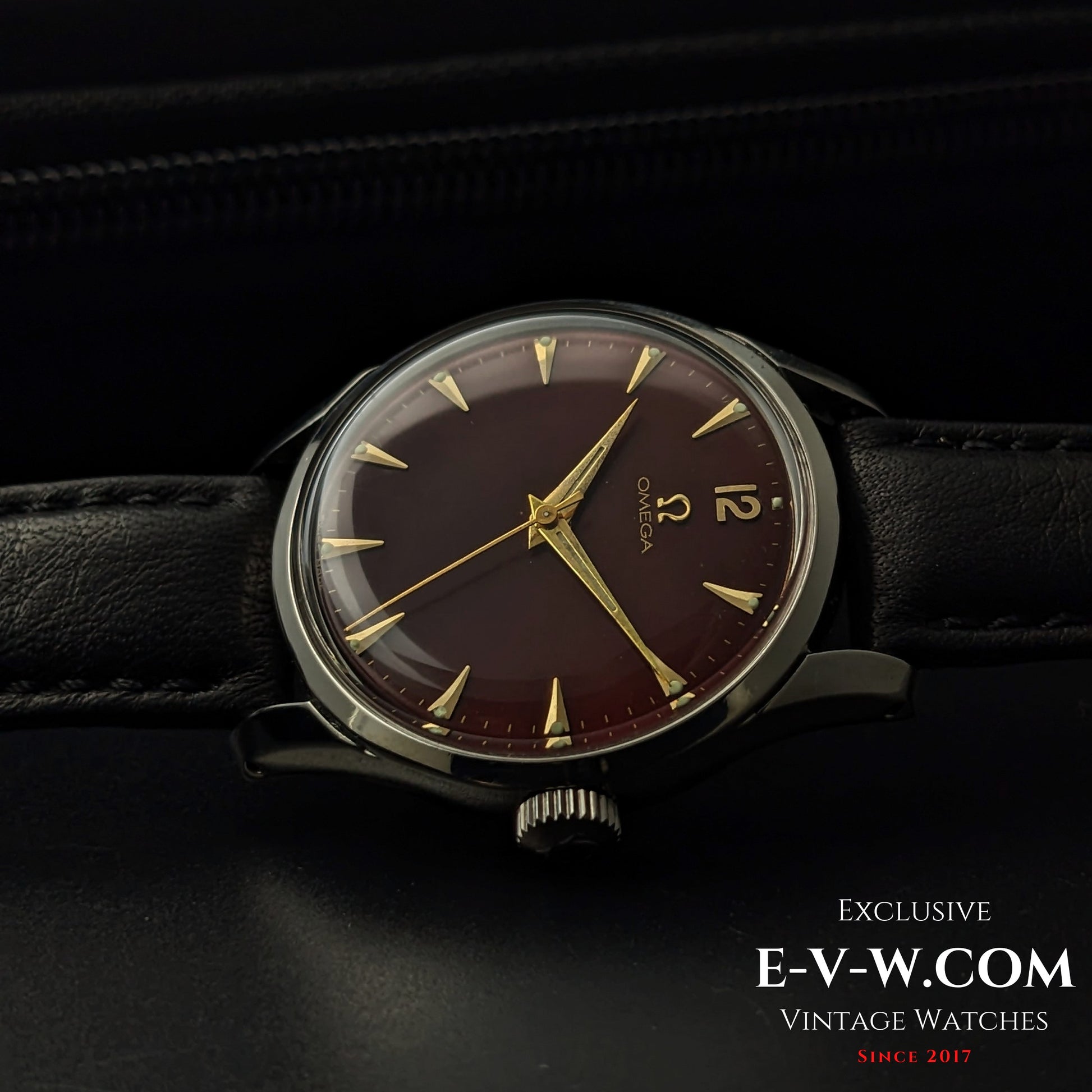 74 Years Old Vintage Omega Classic / Bordeaux Dial / Ref. 2640-3 / Cal. 283 (30T2) / Vintage 1950