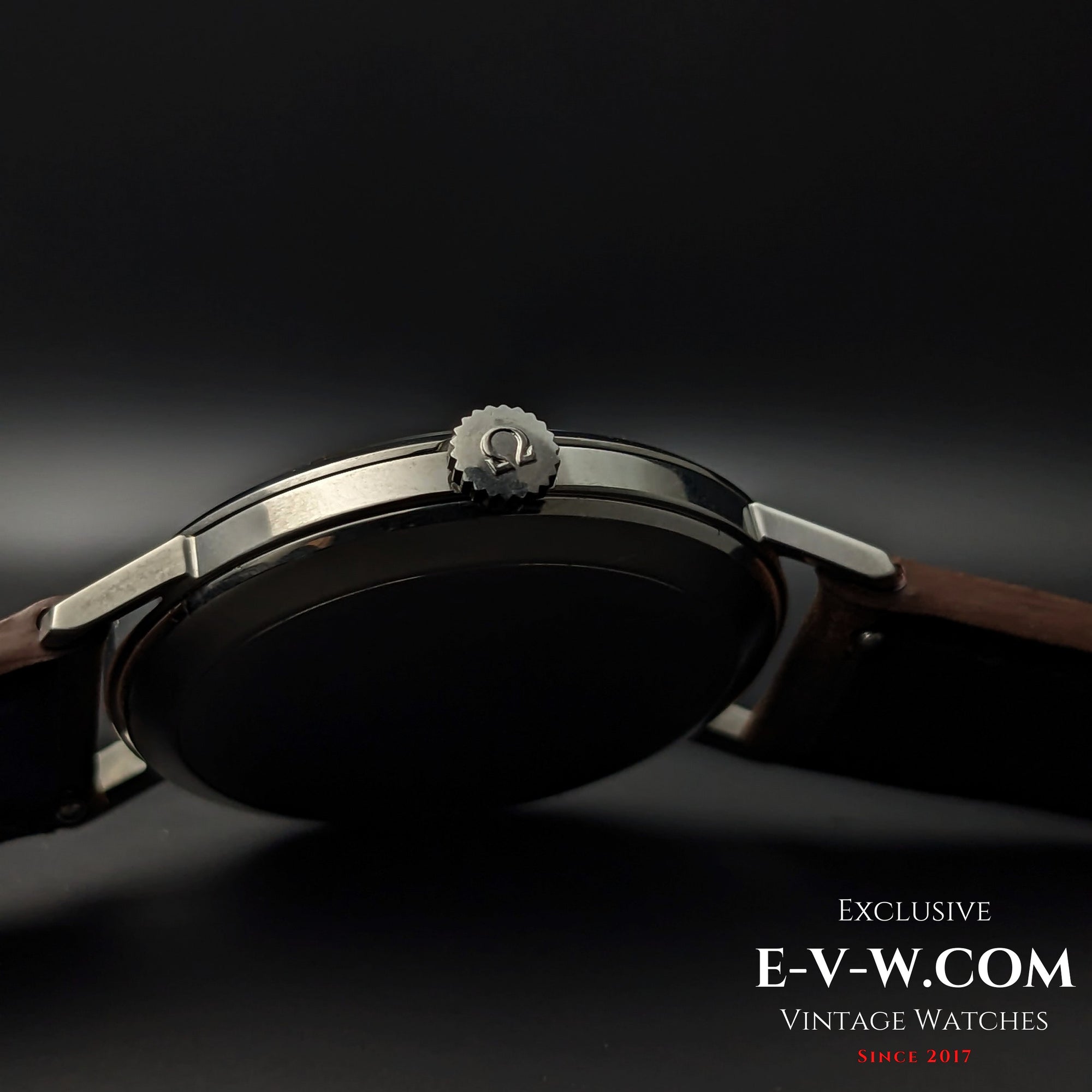 61 Years Old Vintage Omega Classic / Vintage Patina / Ref. 121.002-63 / Cal. 269 / Vintage 1964