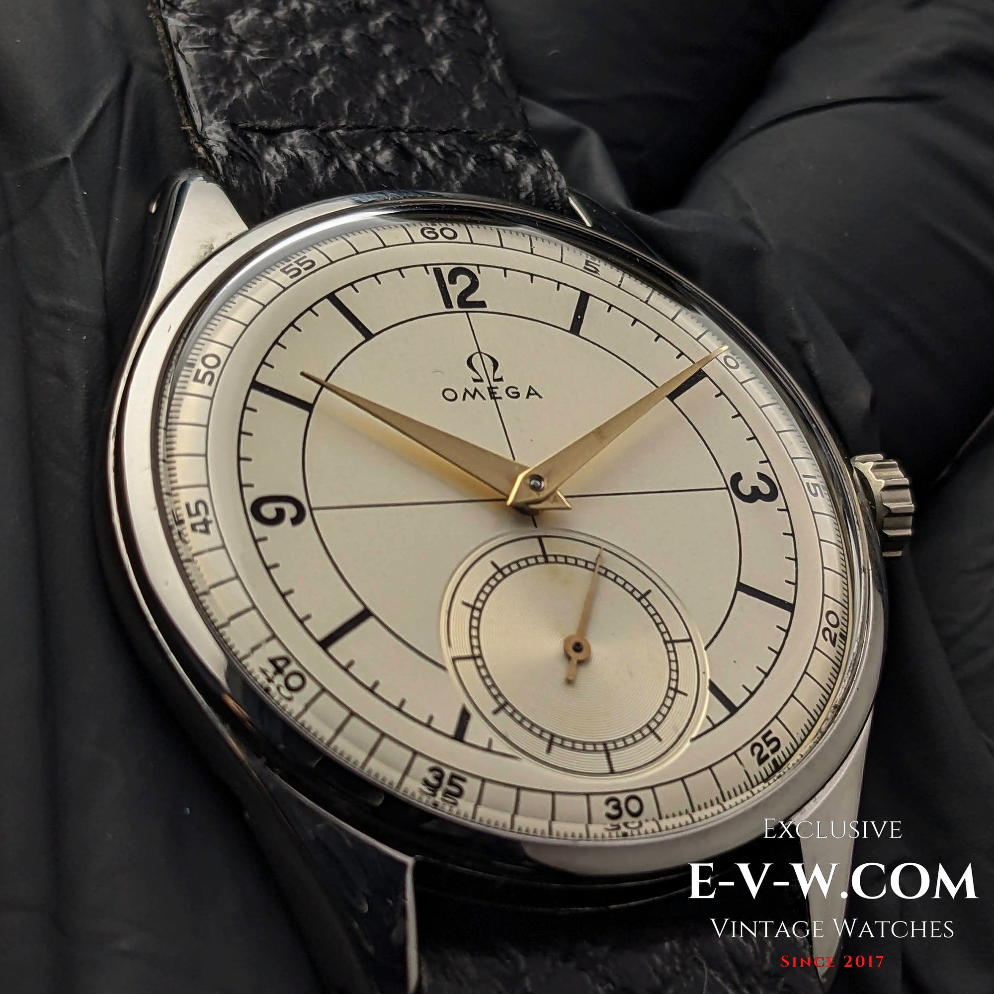73 Years Old Vintage Omega Sector Oversize Jumbo Ref. 2505 / Cal. 265 (30T2family) / Vintage 1950