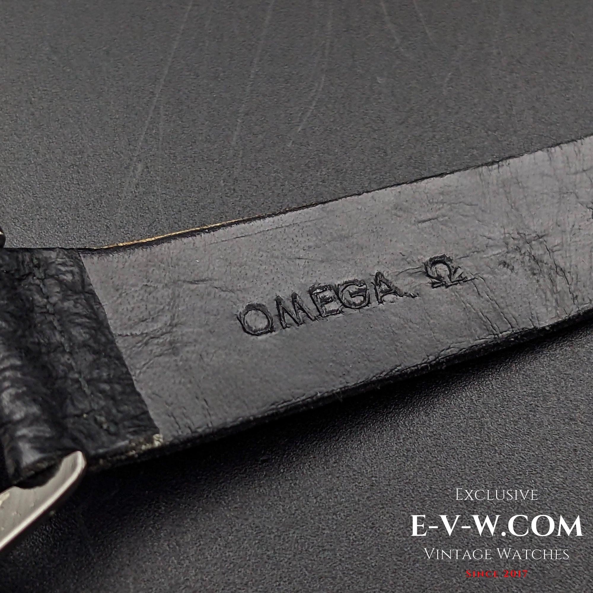73 Years Old Vintage Omega Sector Oversize Jumbo Ref. 2505 / Cal. 265 (30T2family) / Vintage 1950