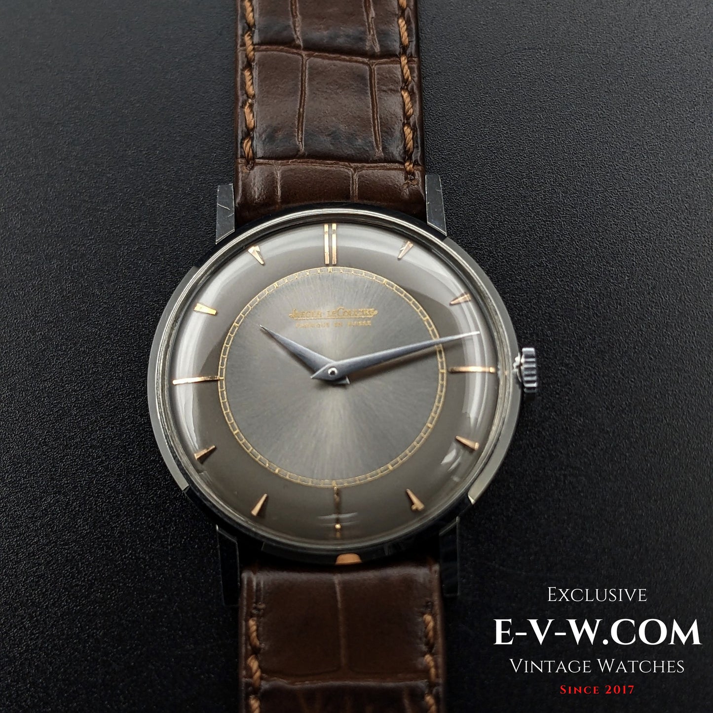 74 Years Old Vintage Jaeger-LeCoultre / Two Tone Bullseye Dial / Cal. 480 / Vintage 1950