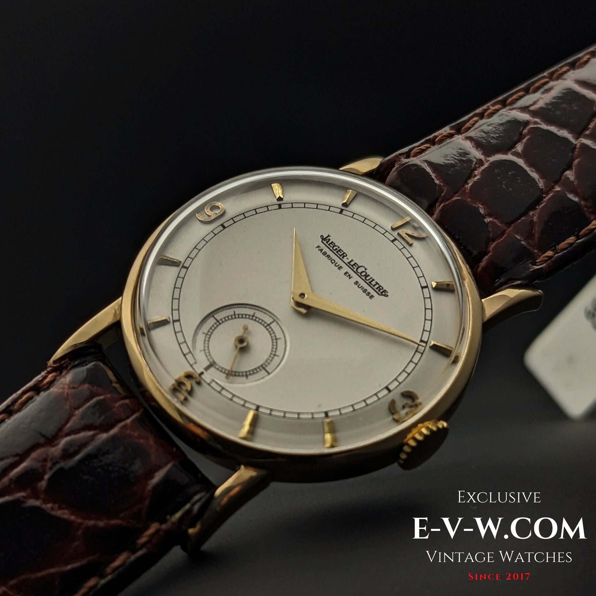 84 Years Old Vintage Jaeger-LeCoultre Fabrique en Suisse / 14k Gold / Cal. 428 / Vintage 1940