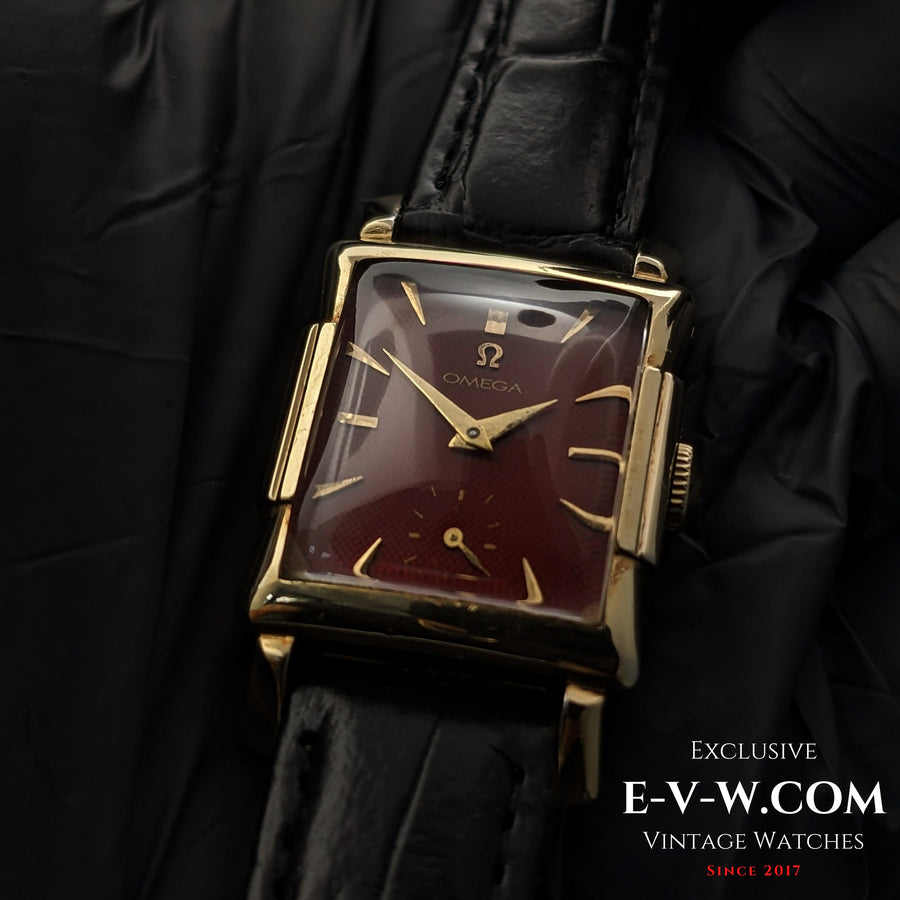 72 Jahre alte, seltene und einzigartige Omega Art Deco / Goldfilled / Ref. N6263 / Kal. 302 / Jahrgang 1952