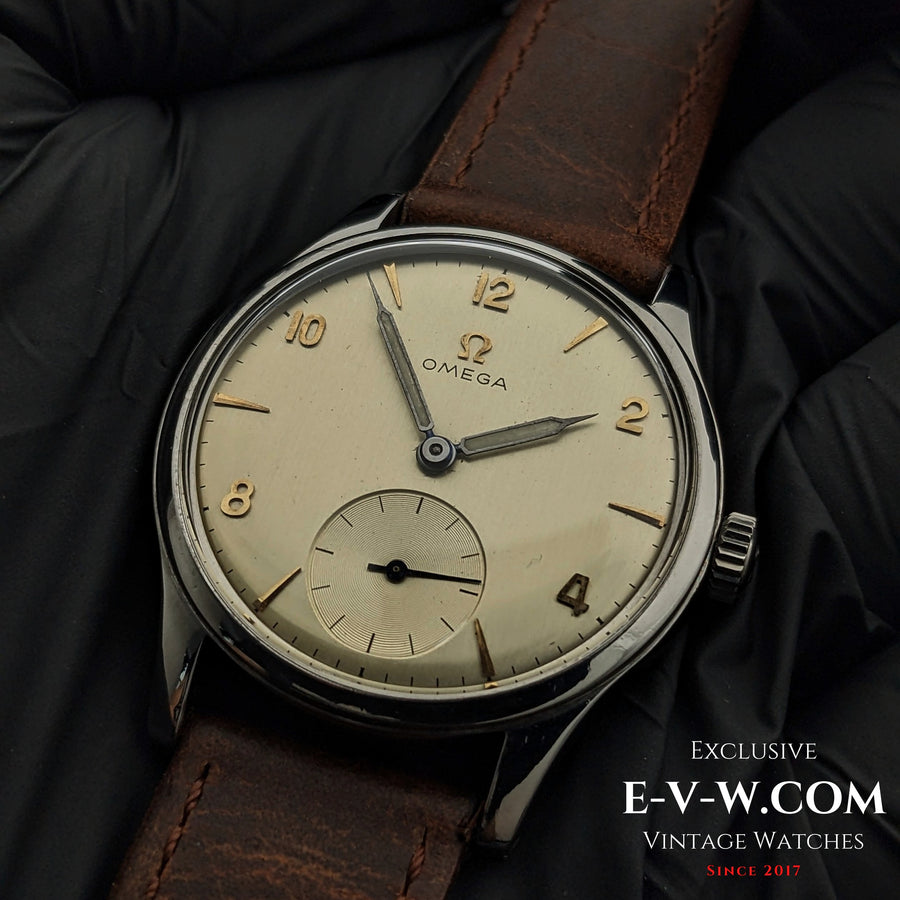 Omega vintage WW II Ref. 2400-1 / Cal. 30T2 PC, 80 anni, vintage 1944