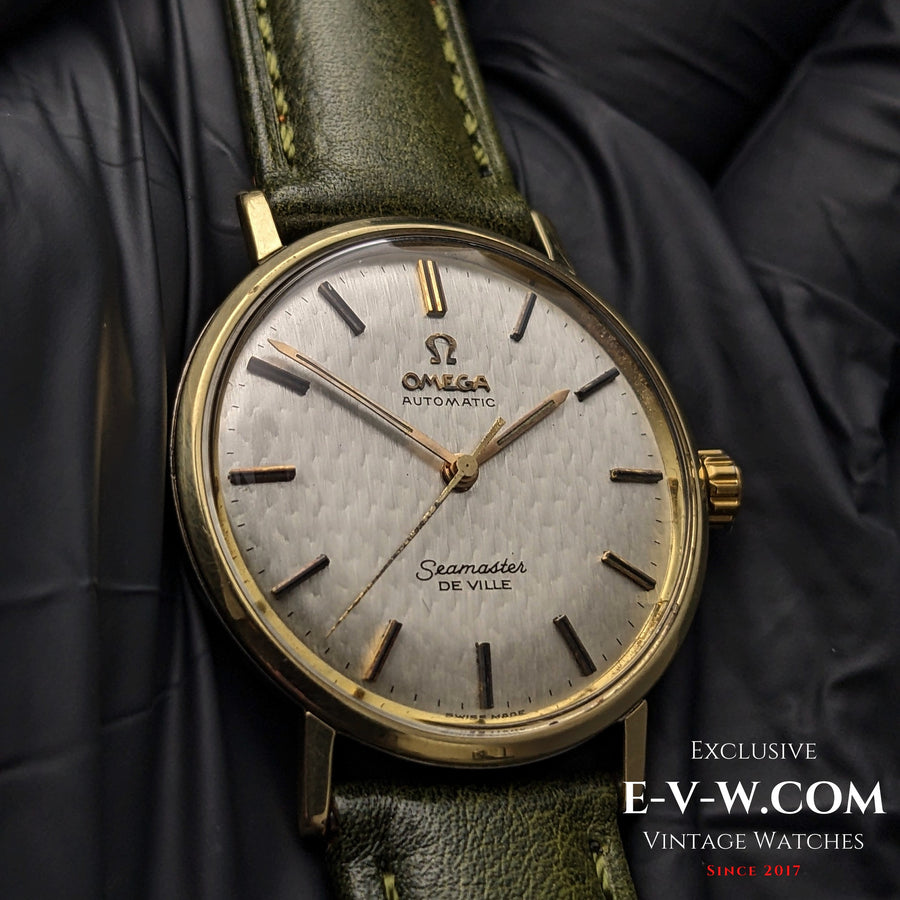 64 jaar oude vintage Omega Automatic Seamaster De Ville / Zeldzame wijzerplaat met boomschorsstructuur / Ref. 14765 3SC / Kaliber 552 / Vintage 1961