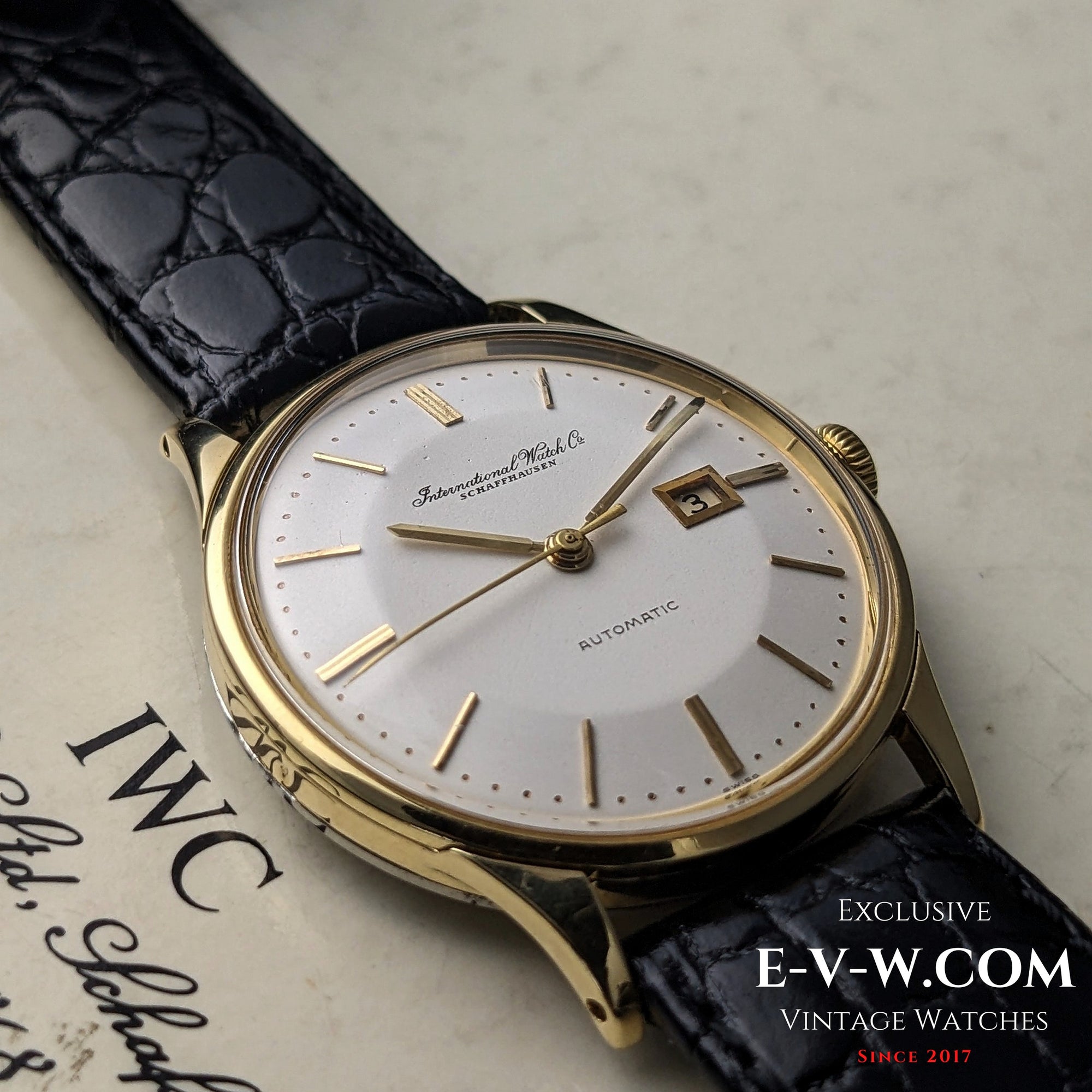 IWC Schaffhausen أوتوماتيك تاريخ | قرص Pie-Pan | مغطى بالذهب | عيار 8531 | قديم 1962 | خدمة 08/2025