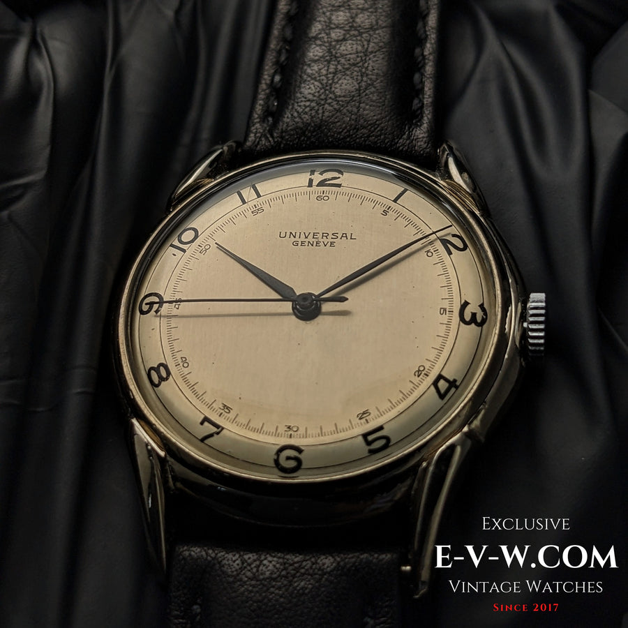 Montre Universal Genève vintage de 85 ans, cornes uniques en forme d'araignée / Cal. 263 / Vintage 1940