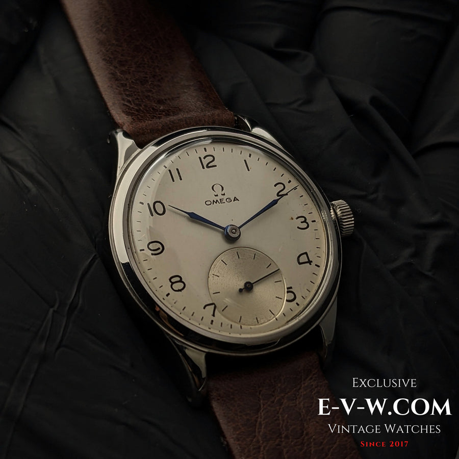 81 Jahre alte Vintage Omega aus dem Zweiten Weltkrieg / Sei Tacche / Kal. 30T2 / Jahrgang 1943