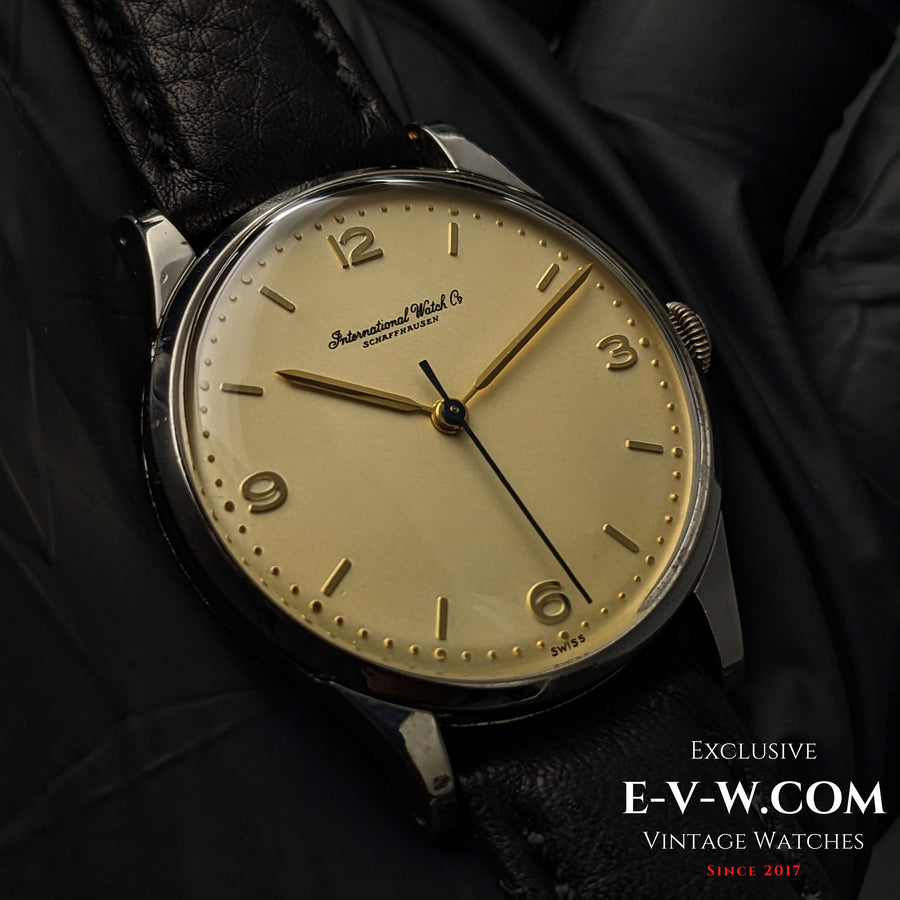 Montre IWC Schaffhausen Classic des années 50, millésime 1957, année 1957 (68 ans) / Cal. 89