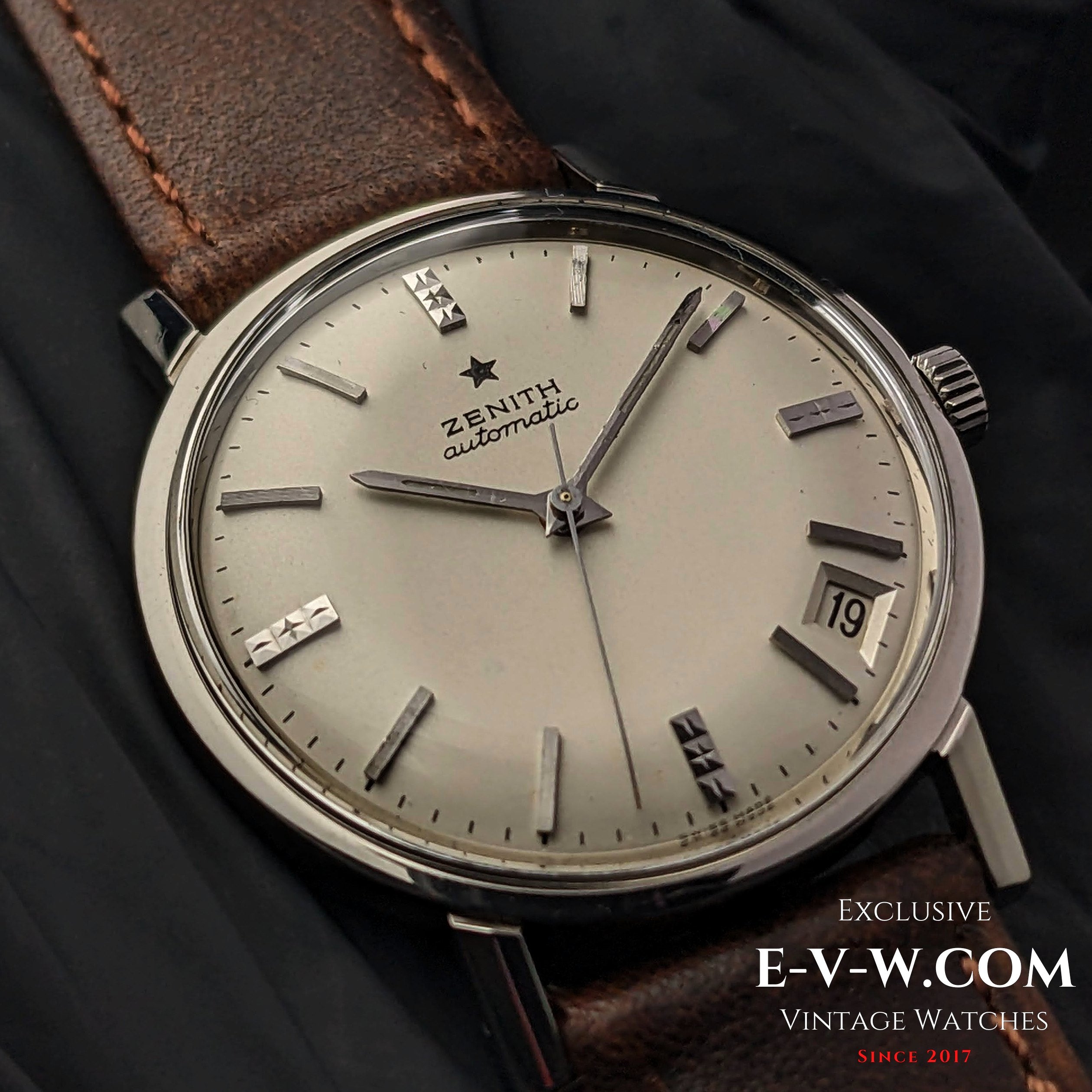 60 Years Old Vintage Zenith Automatic / Cal. 2542PC / Vintage 1960s –  Exclusive Vintage Swiss Watches