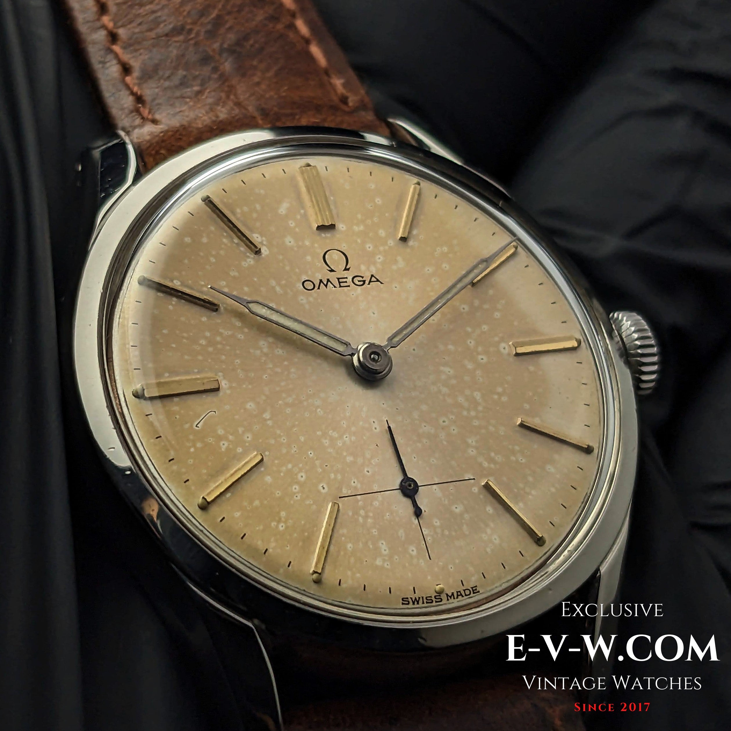 73 Years Old Vintage Omega with beautiful patina Ref. 2639 1 Cal