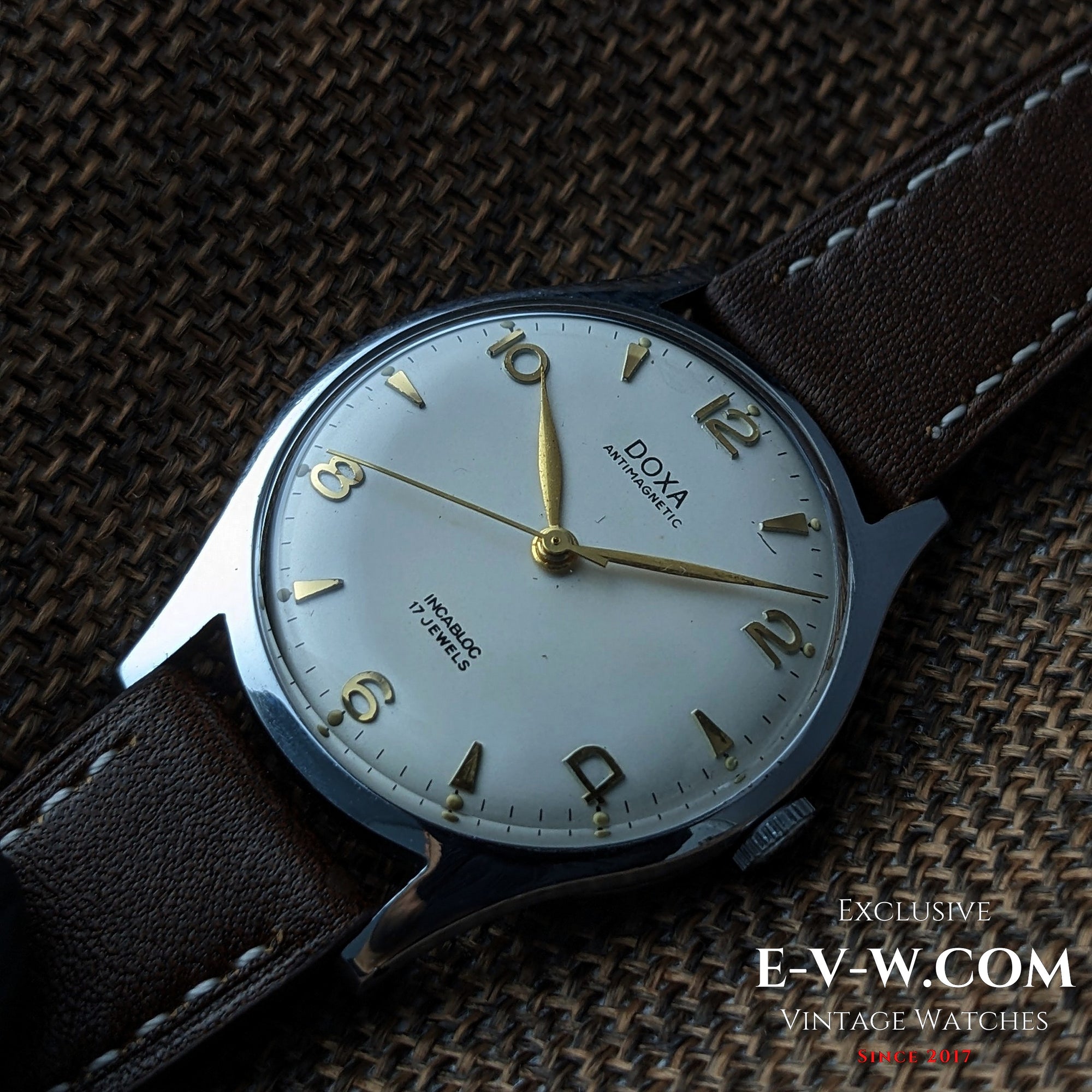 Jaren 1950 — DOXA — Antimagnetisch — Kaliber .380 FFR — Vintage jaren 1950 — Onderhouden