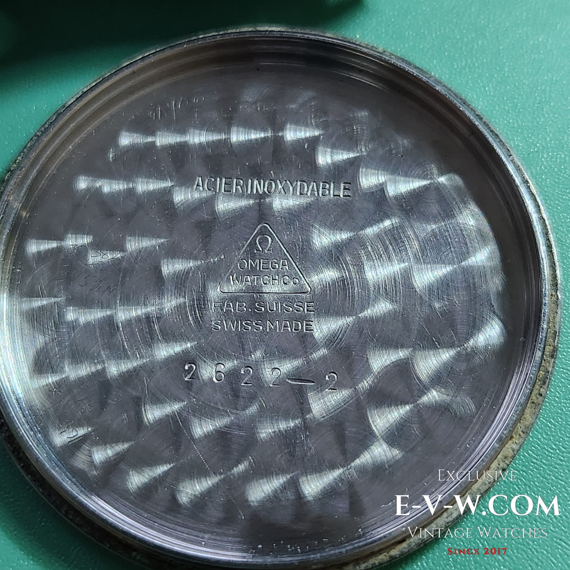 Omega Negro de 75 Años | Ref. 2622-2 | Calibre 265 (familia 30T2) | Vintage 1950