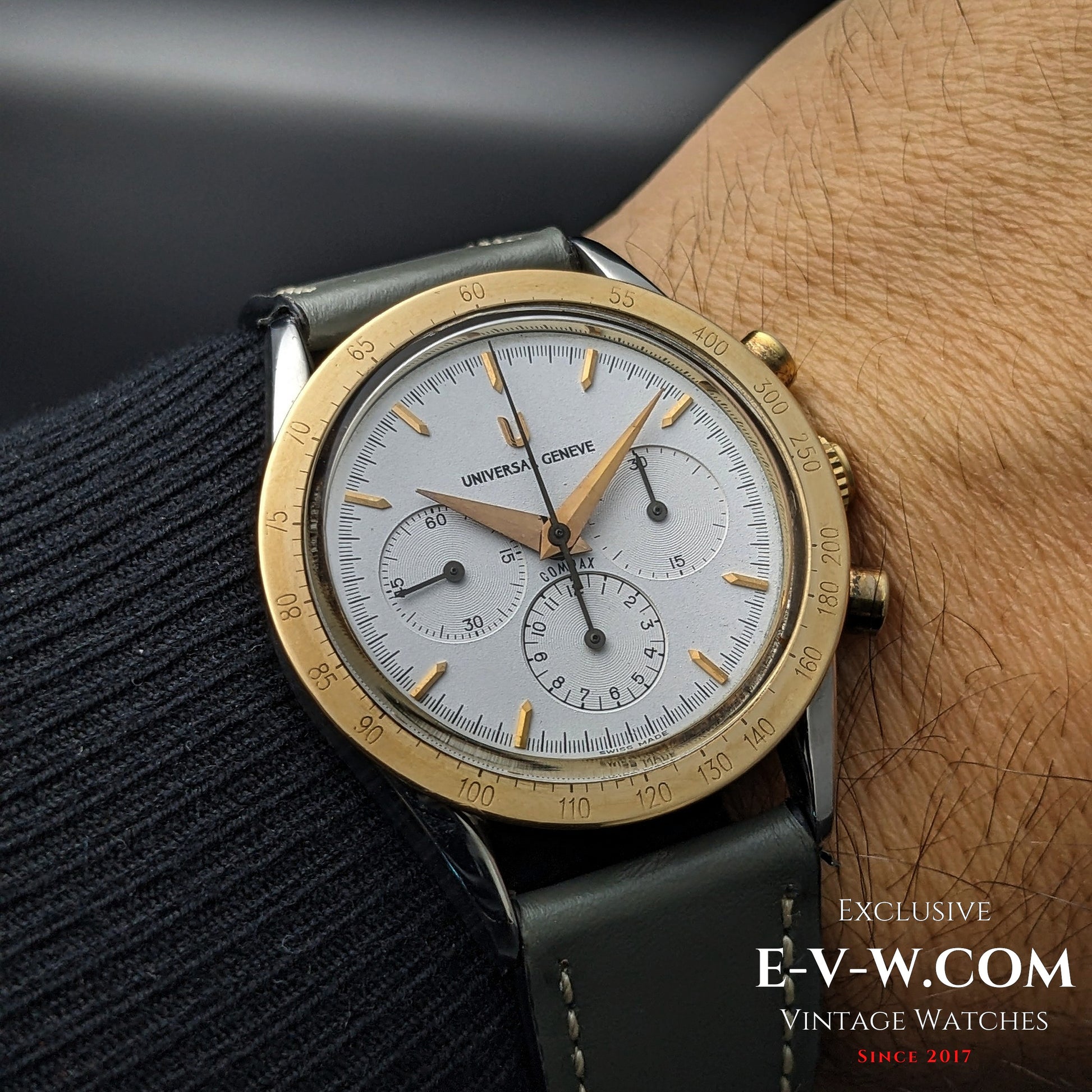 Universal Genève COMPAX Chronograph / Steel & 18Kt Gold / Ref. 384.445 / Cal. Lemania 1873